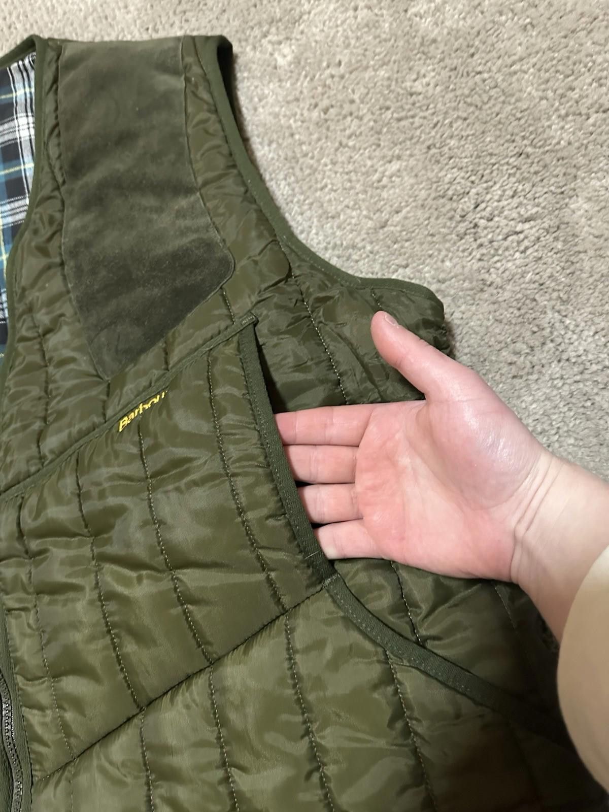 Barbour Vintage Barbour hunting waistcoat XL OLIVE GREEN Size US XL / EU 56 / 4 - 6 Thumbnail