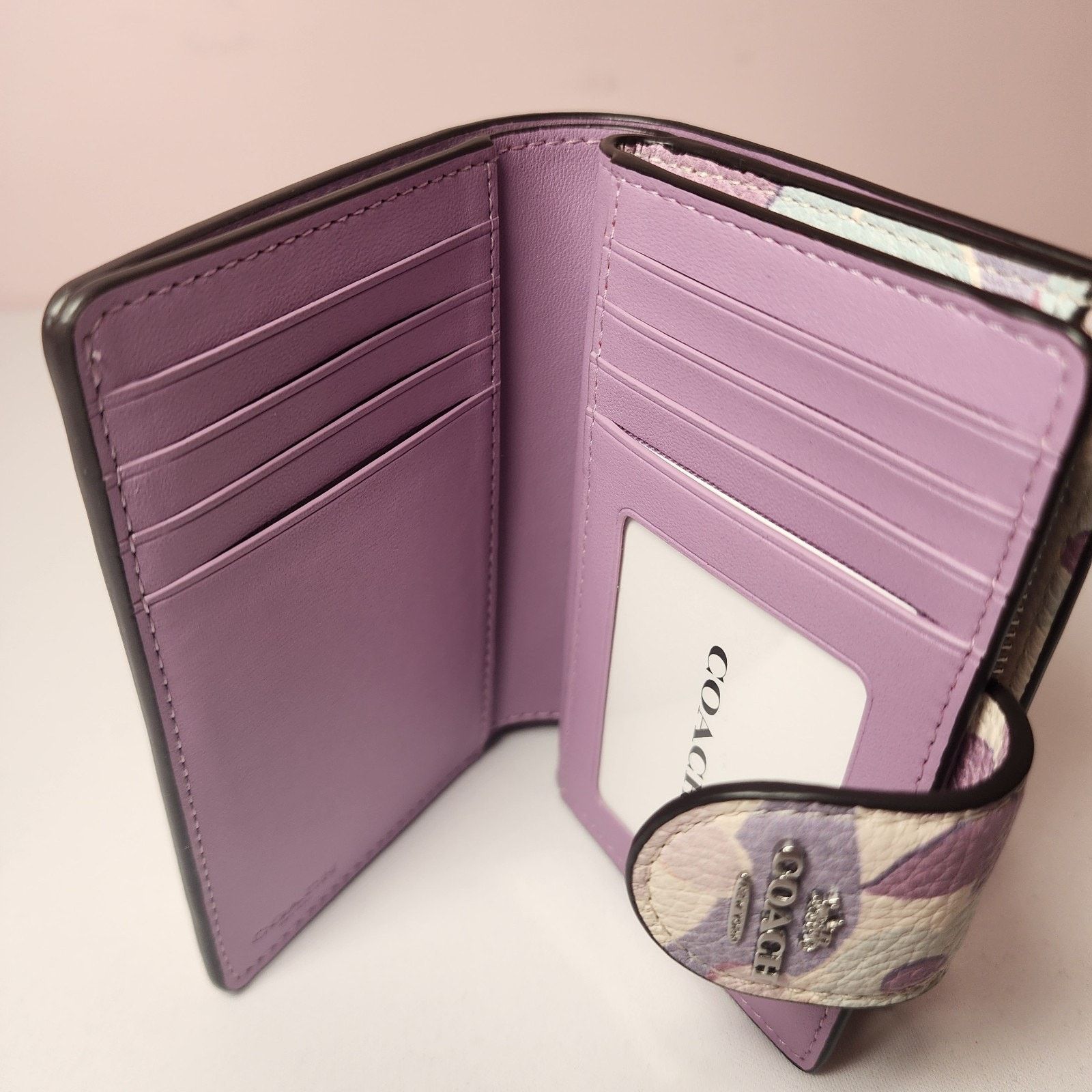 Coach NWT COACH CBO31 Medium Corner Zip Wallet With Floral Print Size ONE SIZE - 3 Thumbnail