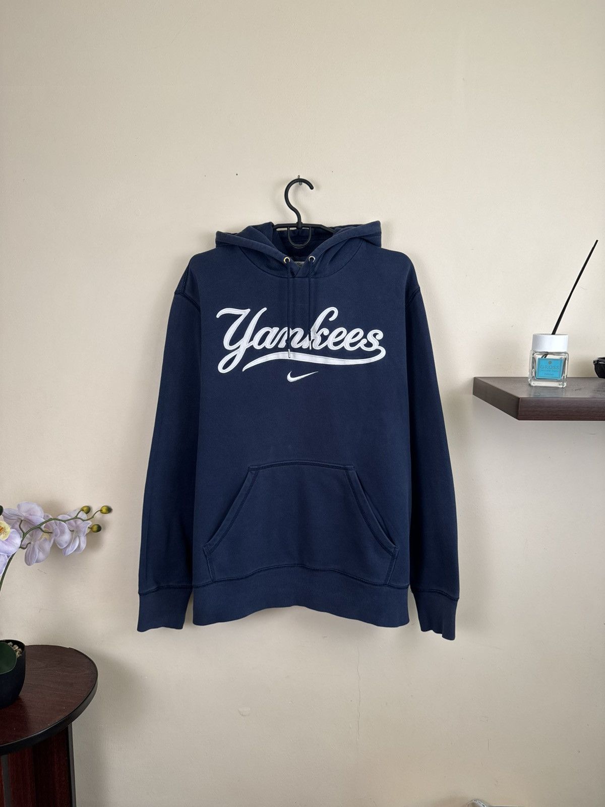 New York Yankees Vintage New York Yankees Hoodie Mens XL MLB Center Nike Size US XL / EU 56 / 4 - 1 Thumbnail