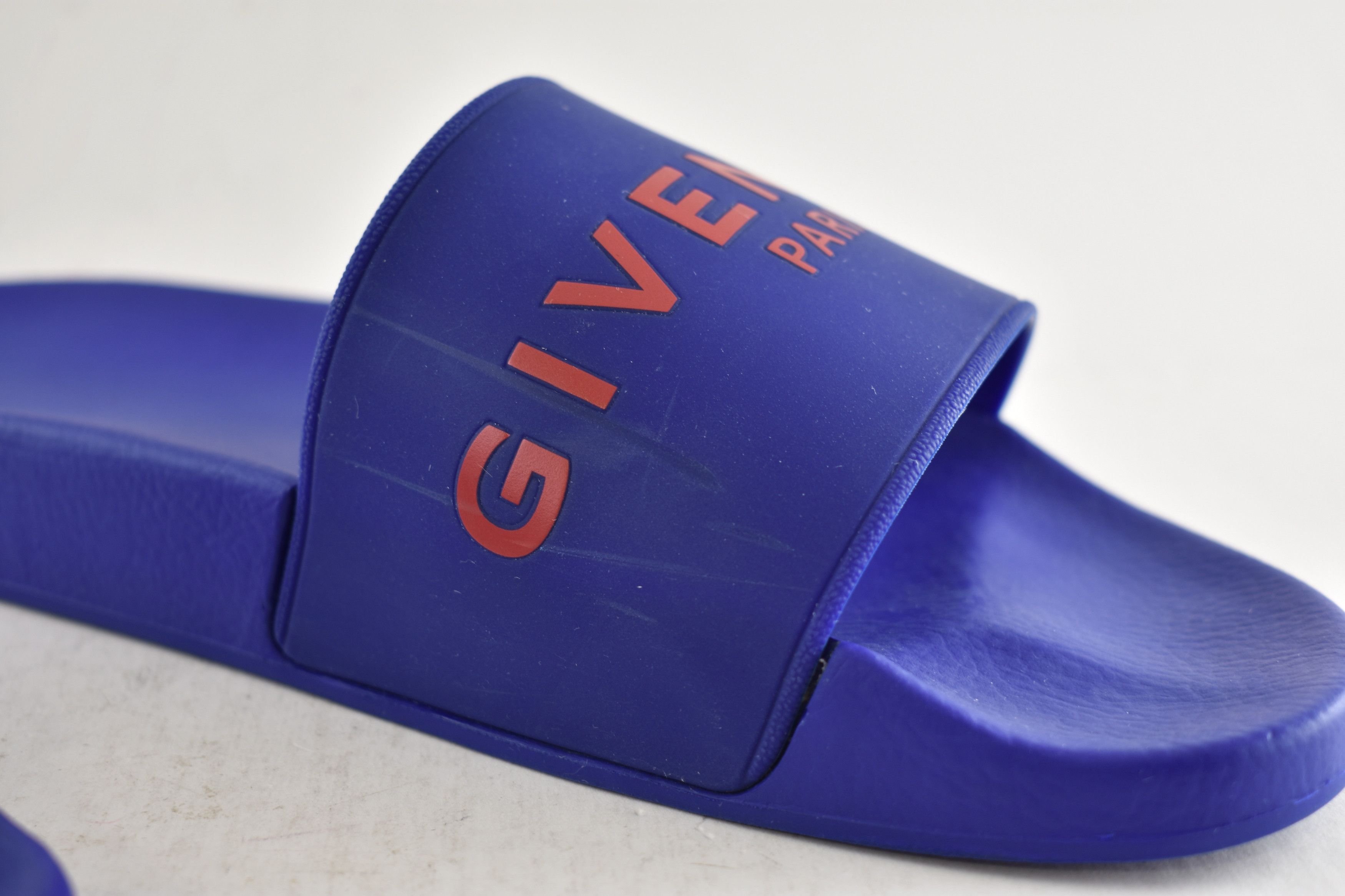 Givenchy Paris Red Logo Rubber Pool Slide Sandal Flip Flop 44 11 Size US 11 / EU 44 - 8 Thumbnail