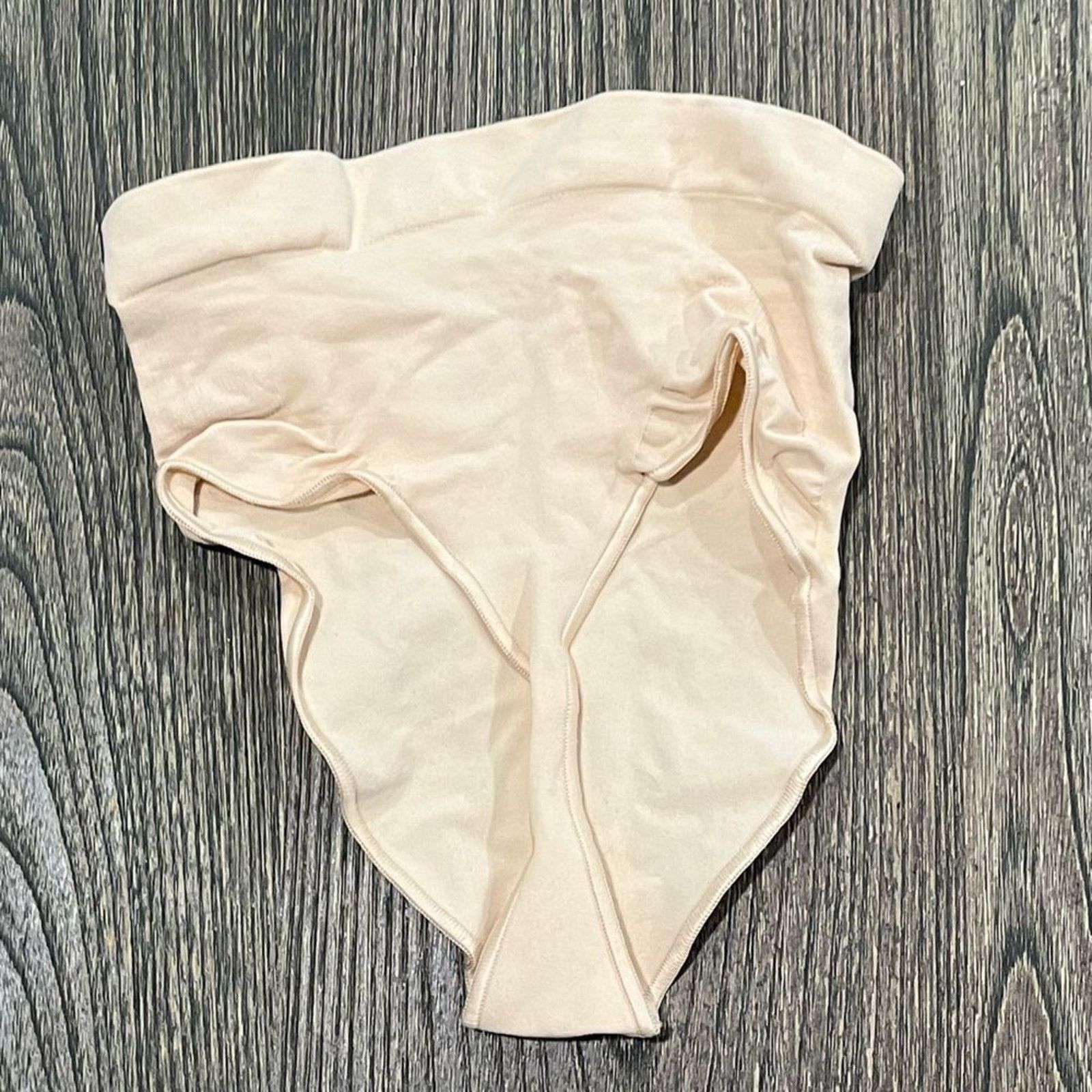 SKIMS NWOT Skims Seamless Sculpt Mid Waist Thong Brief Shapewear S Size ONE SIZE - 3 Thumbnail