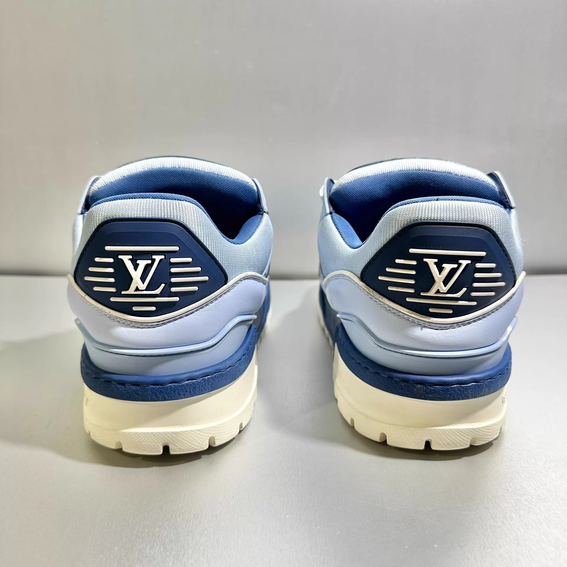 Louis Vuitton LV Trainer Maxi Blue Pangding 7.5/41.5 Excellent Size US 8.5 / EU 41-42 - 5 Thumbnail