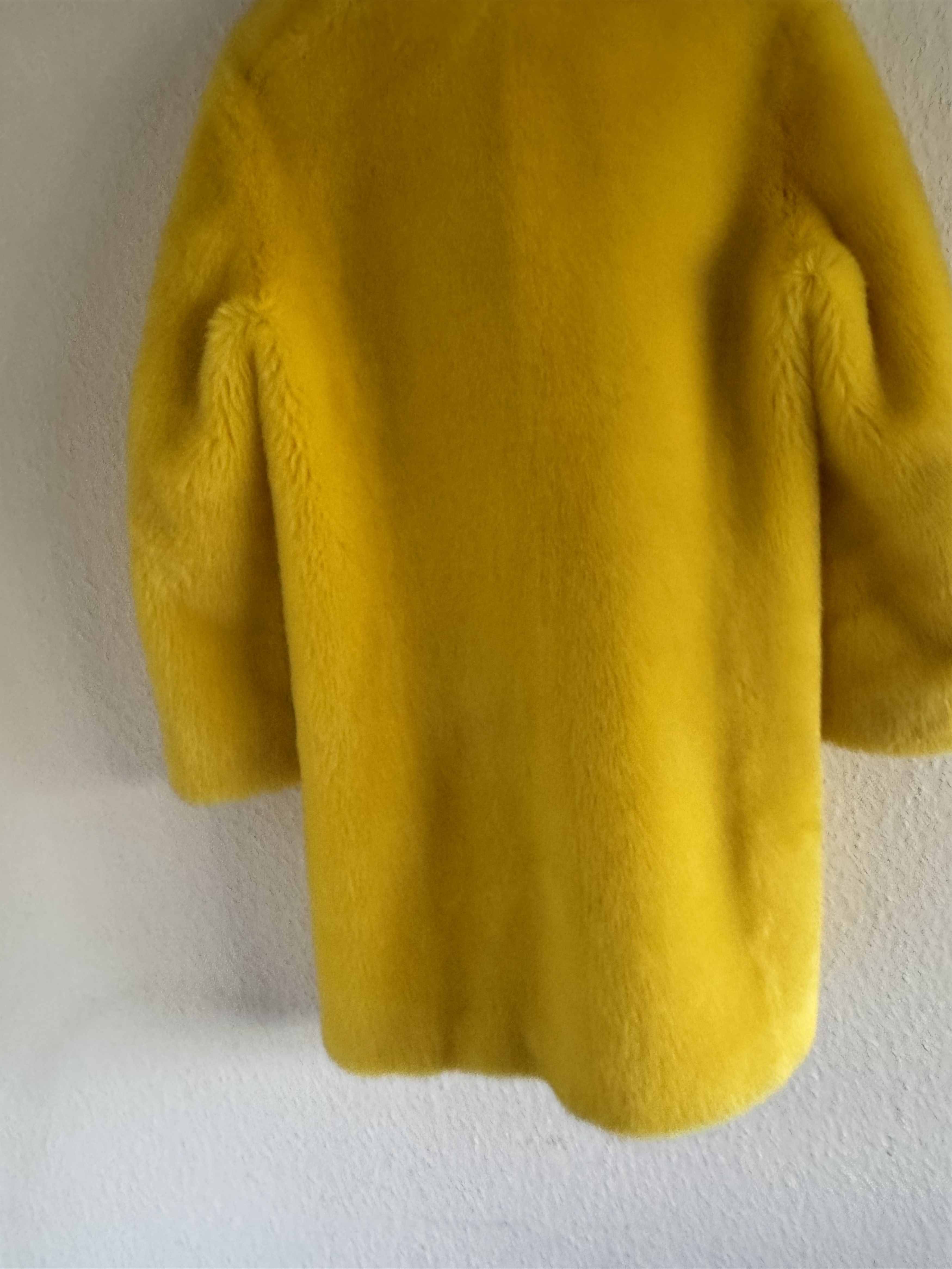 Moschino FW15 Runway Faux Fur Coat Size S / US 4 / IT 40 - 15 Thumbnail