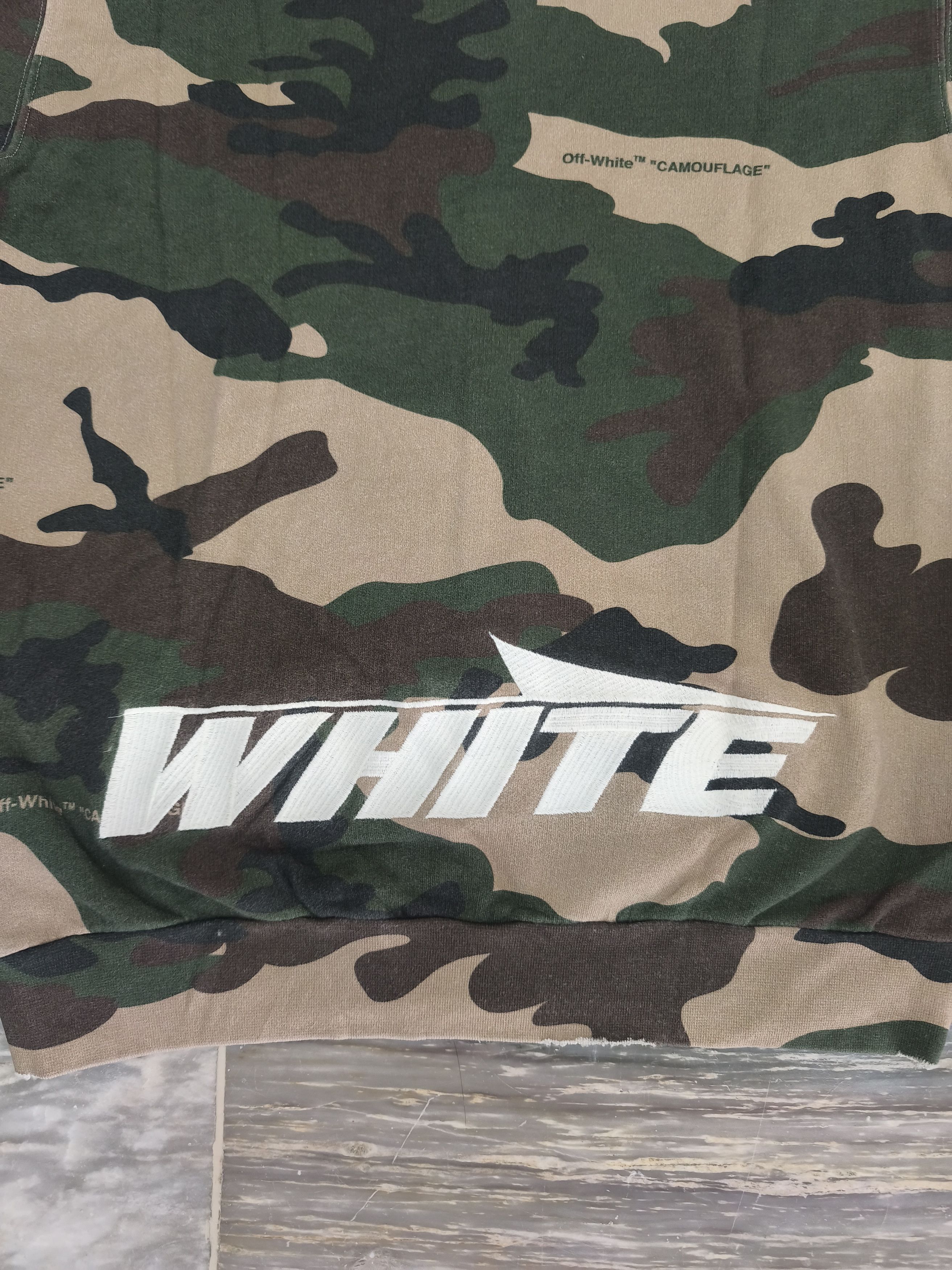 Off-White OFF WHITE Camouflage Cotton Zipped Hooded Size US S / EU 44-46 / 1 - 8 Thumbnail