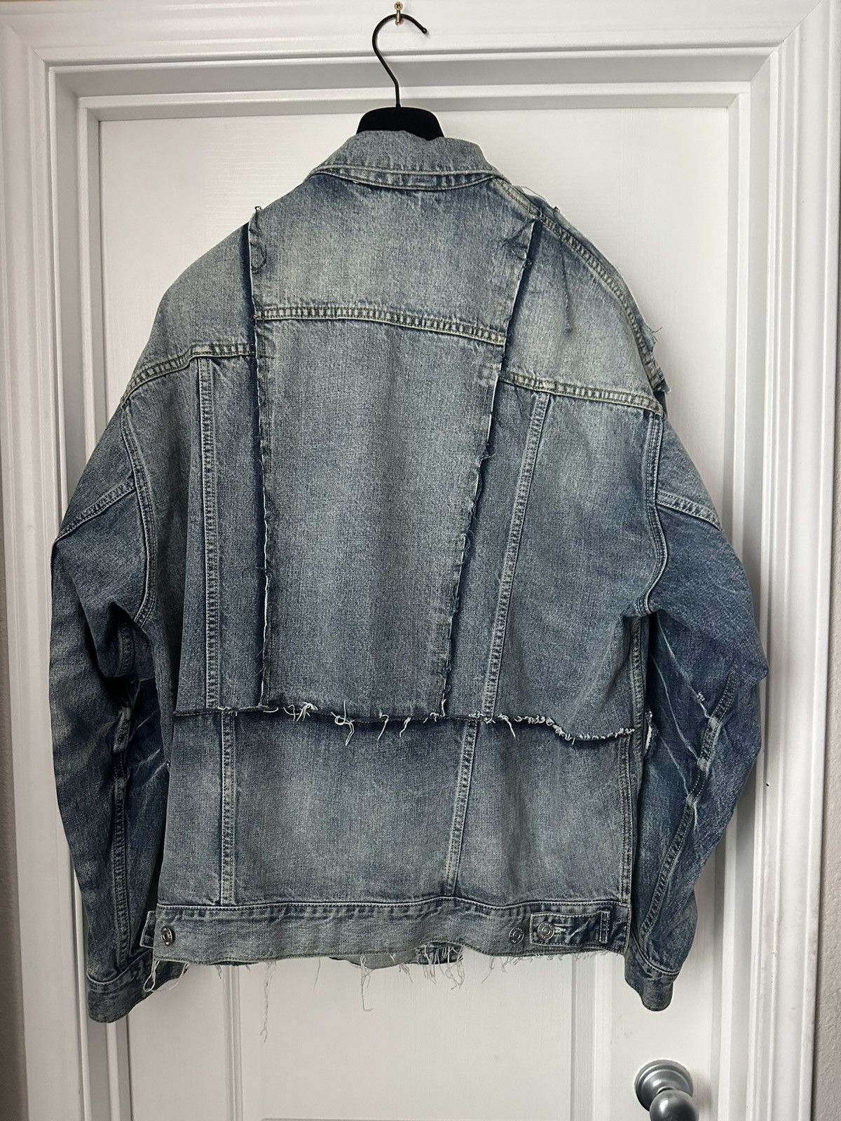 Balenciaga BALENCIAGA SS 2022 RECONSTRUCTED LAYERED DENIM JACKET Size US L / EU 52-54 / 3 - 2 Thumbnail