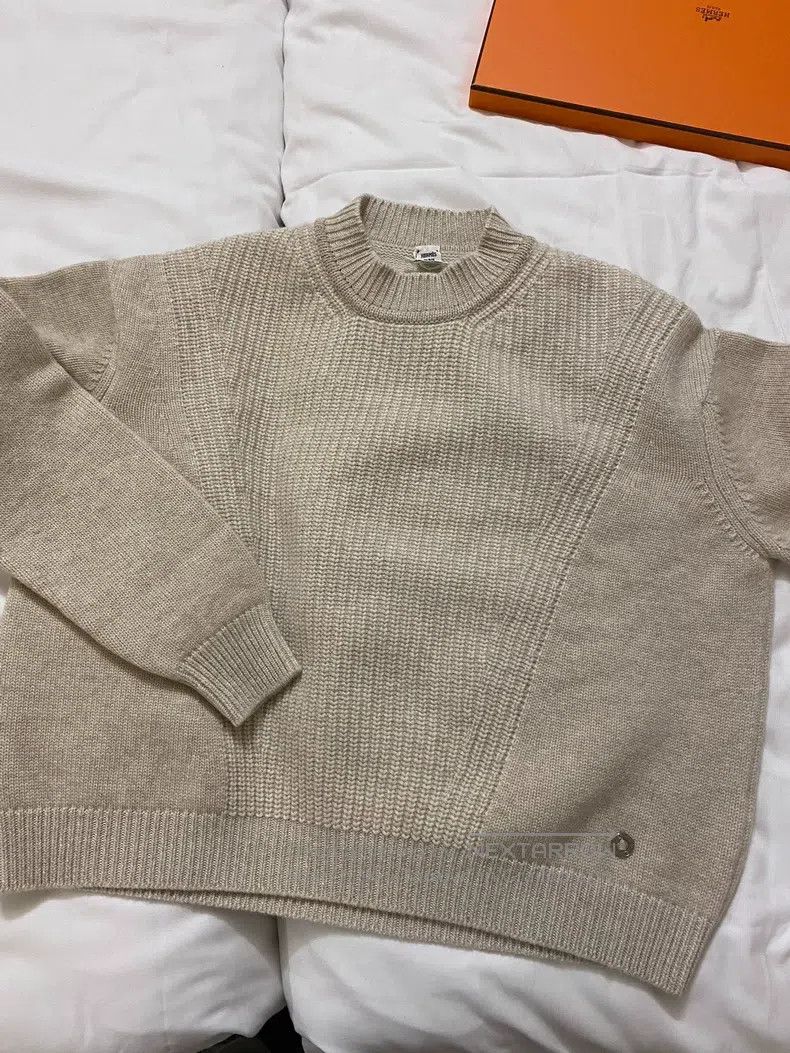 Hermes Hermes Ladies' beige nude cashmere top sweater, round neck Size XS / US 0-2 / IT 36-38 - 1 Thumbnail
