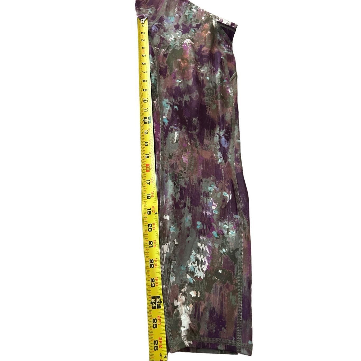 Other Tahari Sport Women’s Camouflage Double Cell Pocket Athletic Size 24" / US 00 / IT 34 - 8 Thumbnail