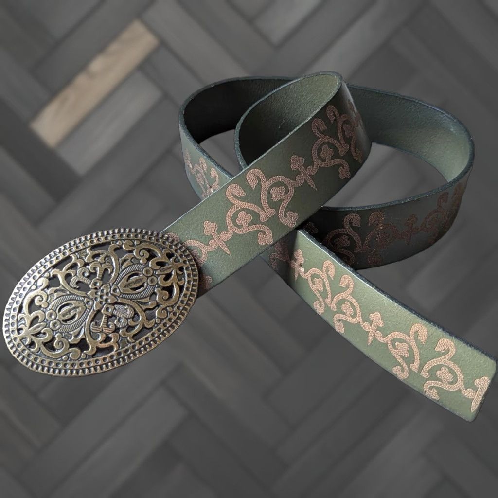 Vintage VINTAGE Candies western belt 28 green tooled Italian leather USA made belt Womens Size ONE SIZE - 1 Preview