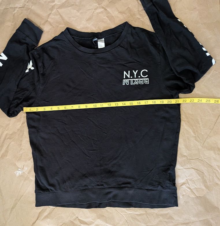 Other Divided by H&M NYC BRKL graphic Size L / US 10 / IT 46 - 4 Thumbnail