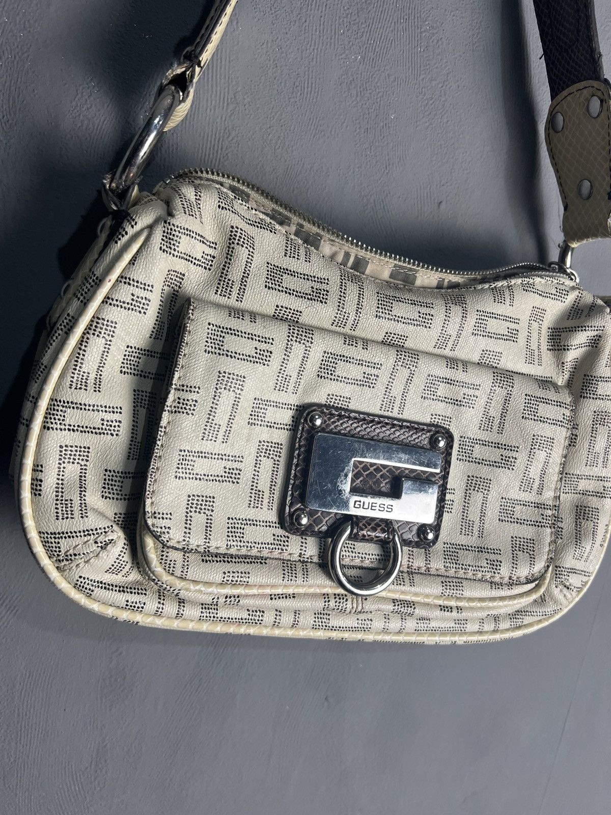 Guess Guess bag y2k vintage Size ONE SIZE - 2 Thumbnail