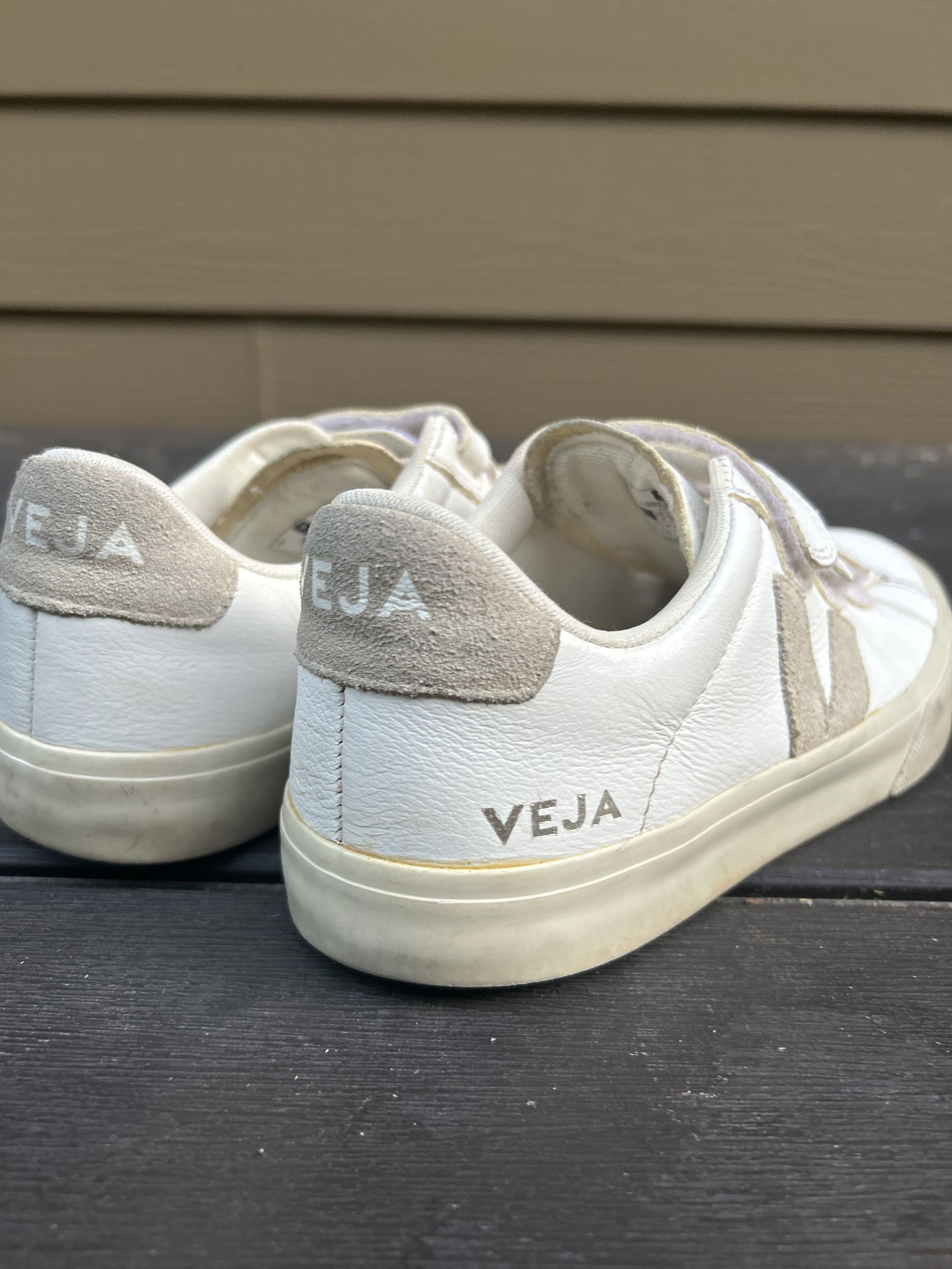 Veja VEJA RECIFE V LOCK TRIPLE STRAP WOMENS SZ 9 EU40 Size US 9 / IT 39 - 7 Thumbnail