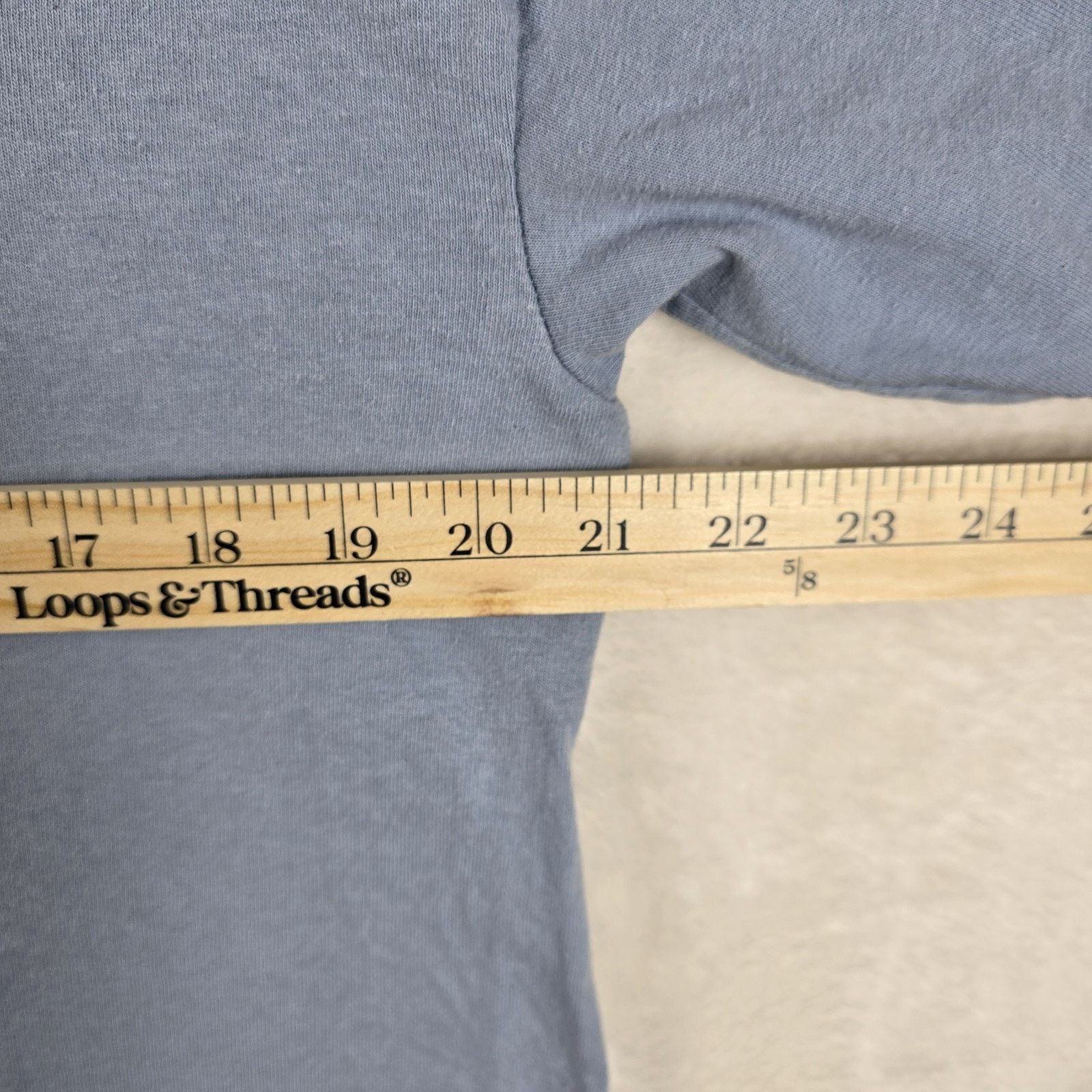Gildan Vintage Be A Man Shirt Size Large Y2K Blue Size US L / EU 52-54 / 3 - 8 Thumbnail