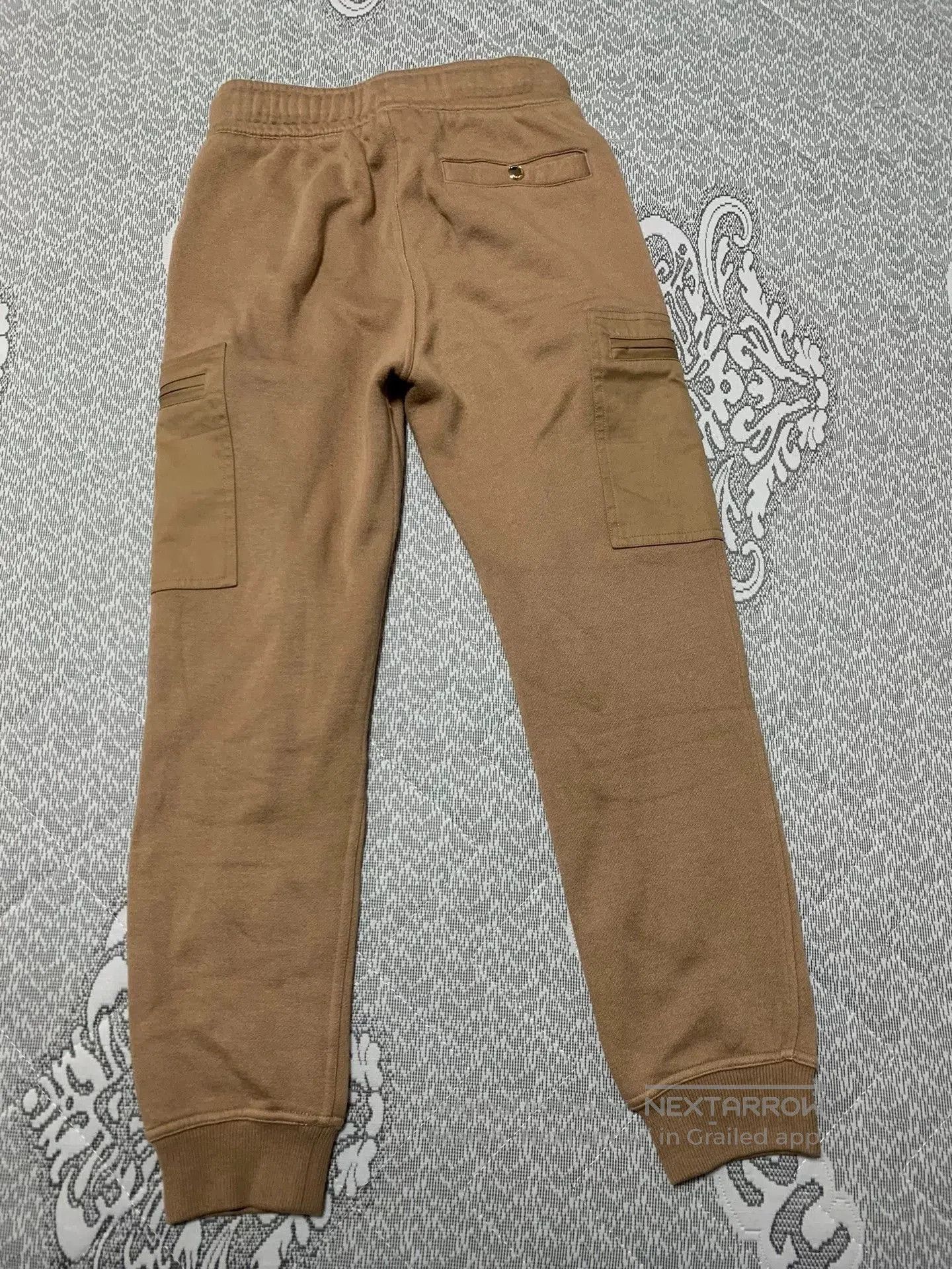 Burberry Burberry Embroidered Round Logo Sweatpants. Size US 30 / EU 46 - 2 Thumbnail