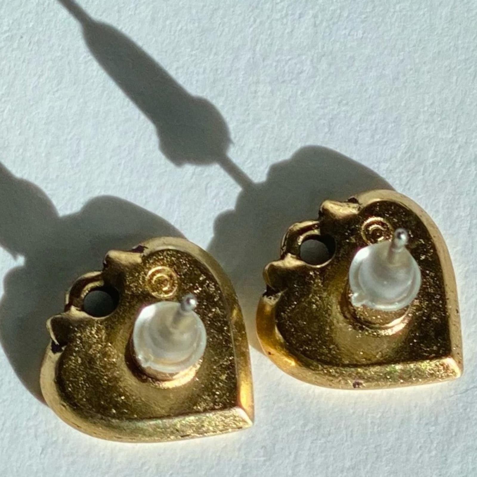Other Chic Stud Gold Heart Pierced Earrings Size ONE SIZE - 2 Thumbnail