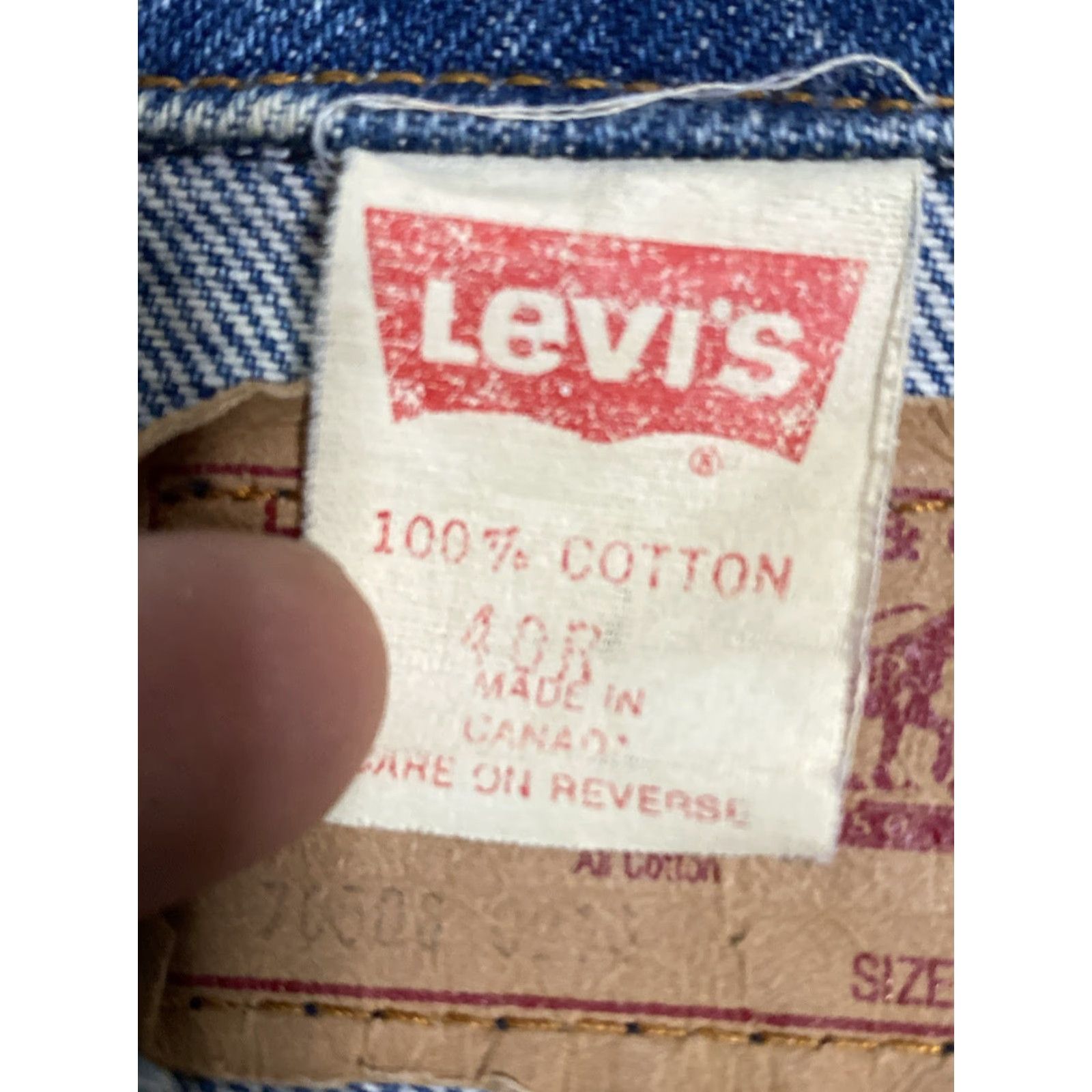 Levi's Vintage Levi's Denim Jacket Mens 40R Blue Trucker 70506 Medium M Canada 90s 21x25 Size US XXS / EU 40 - 4 Thumbnail