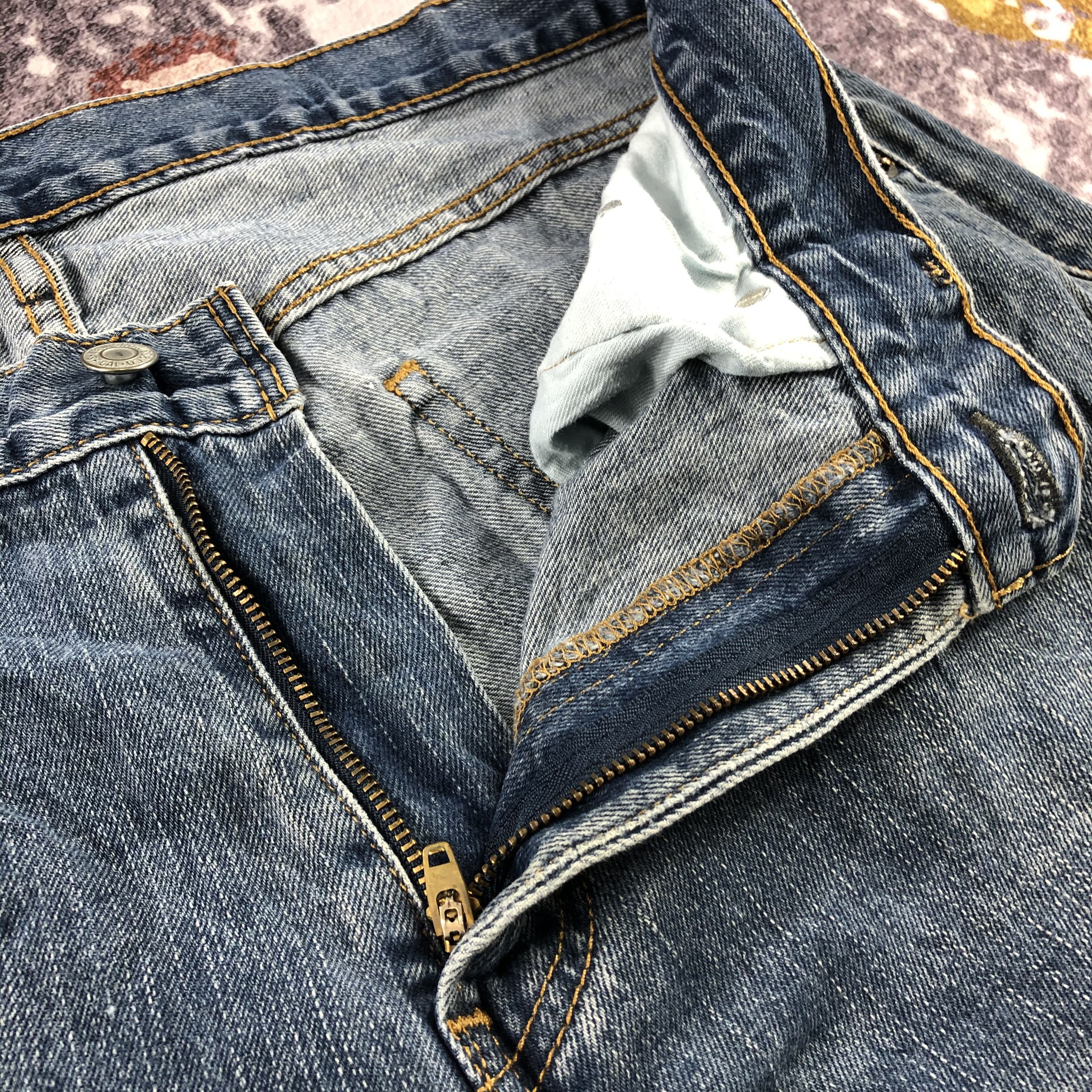 Levi's × Vintage Vintage Blue Wash Levis 559 Jeans-JM2982 Size US 36 / EU 52 - 8 Thumbnail