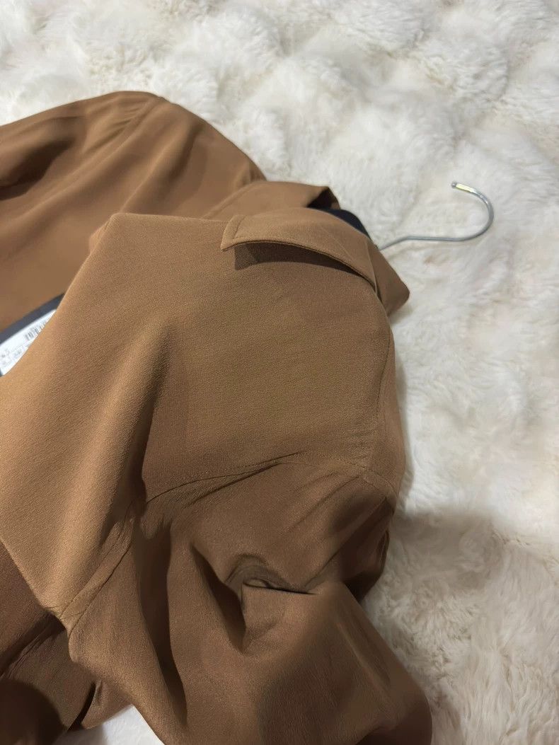 Saint Laurent Paris Saint Laurent Paris size 37 Caramel Shirt 2505-Nextarrow Size US M / EU 48-50 / 2 - 9 Thumbnail