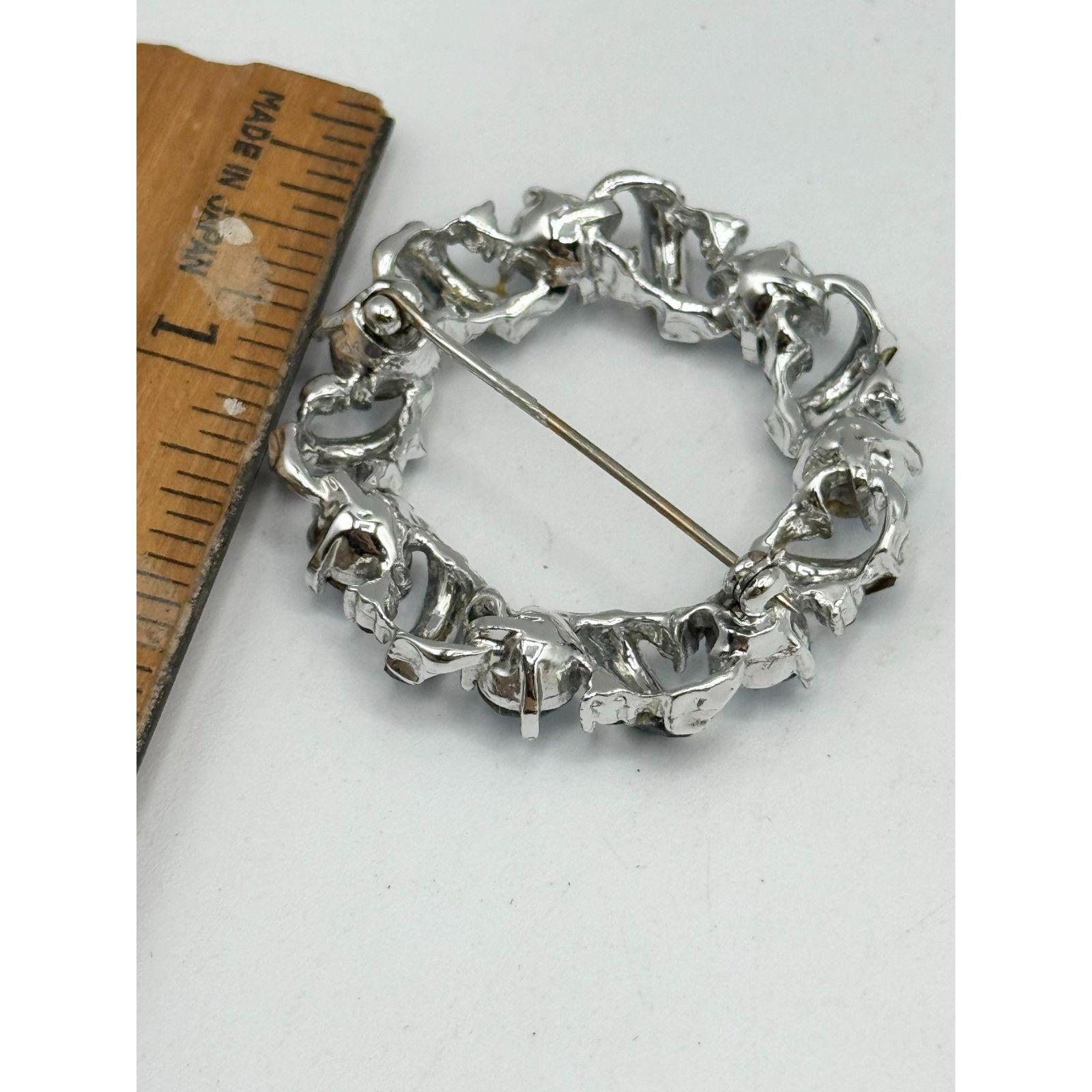 Vintage Vintage blue rhinestone wreath brooch pin Size ONE SIZE - 4 Thumbnail
