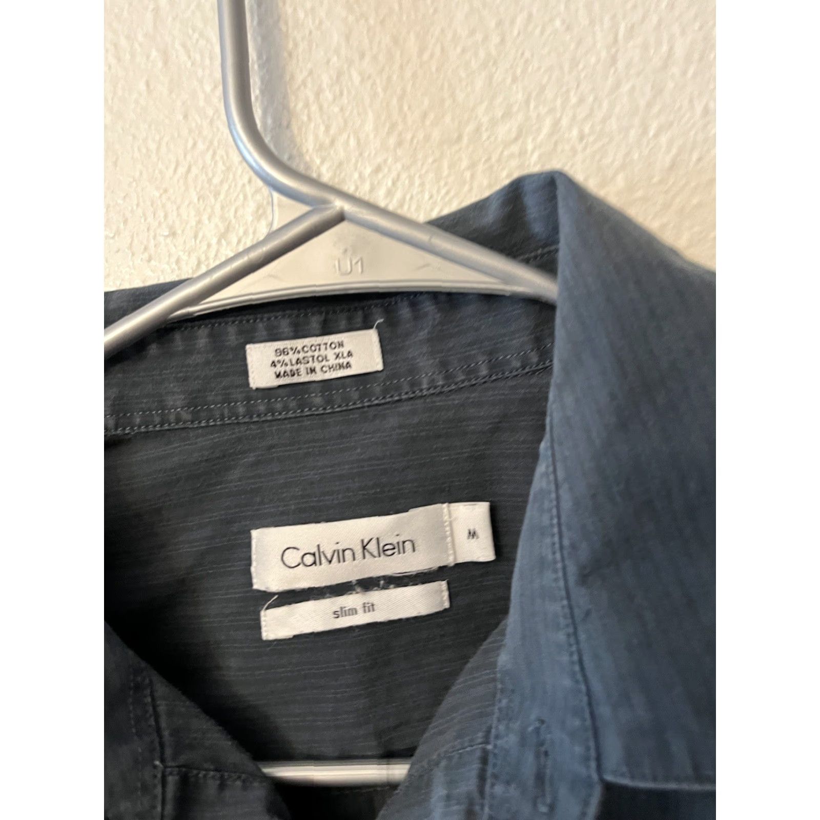 Calvin Klein CALVIN KLEIN Mens Slim Fit Solid Size Medium Blue Shirt Mens Slim Fit Solid Blue M Size US M / EU 48-50 / 2 - 2 Thumbnail
