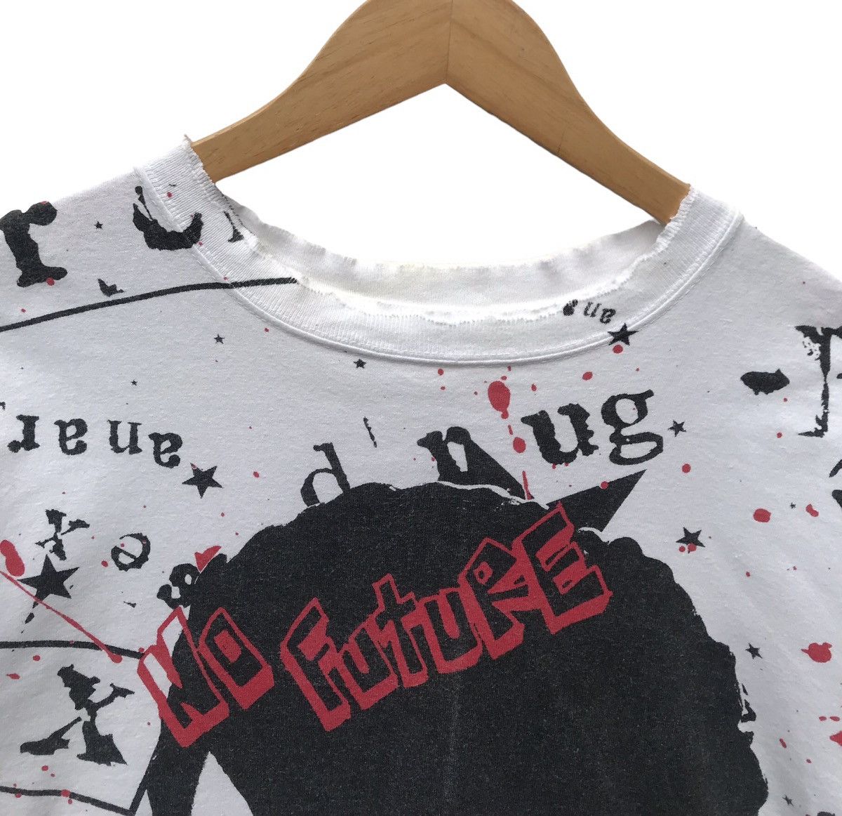 Band Tees Vintage No Future Sex Pistols Overprinted Chaos Anarchy Tee Size US S / EU 44-46 / 1 - 4 Thumbnail