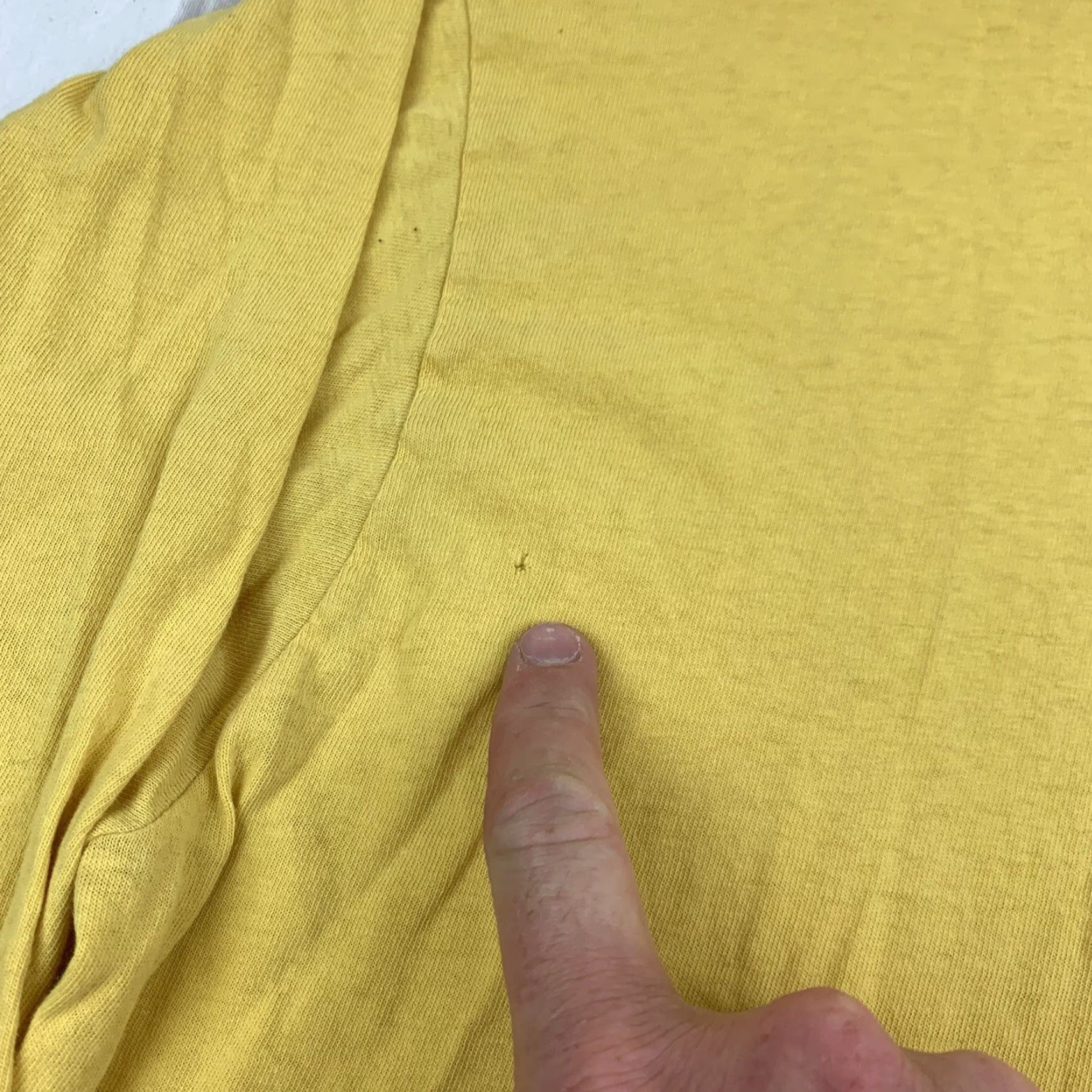 Old Navy VINTAGE Old Navy Grunge T-Shirt Adult Medium Yellow Long Sleeve Crew Neck Mens Size US M / EU 48-50 / 2 - 6 Thumbnail