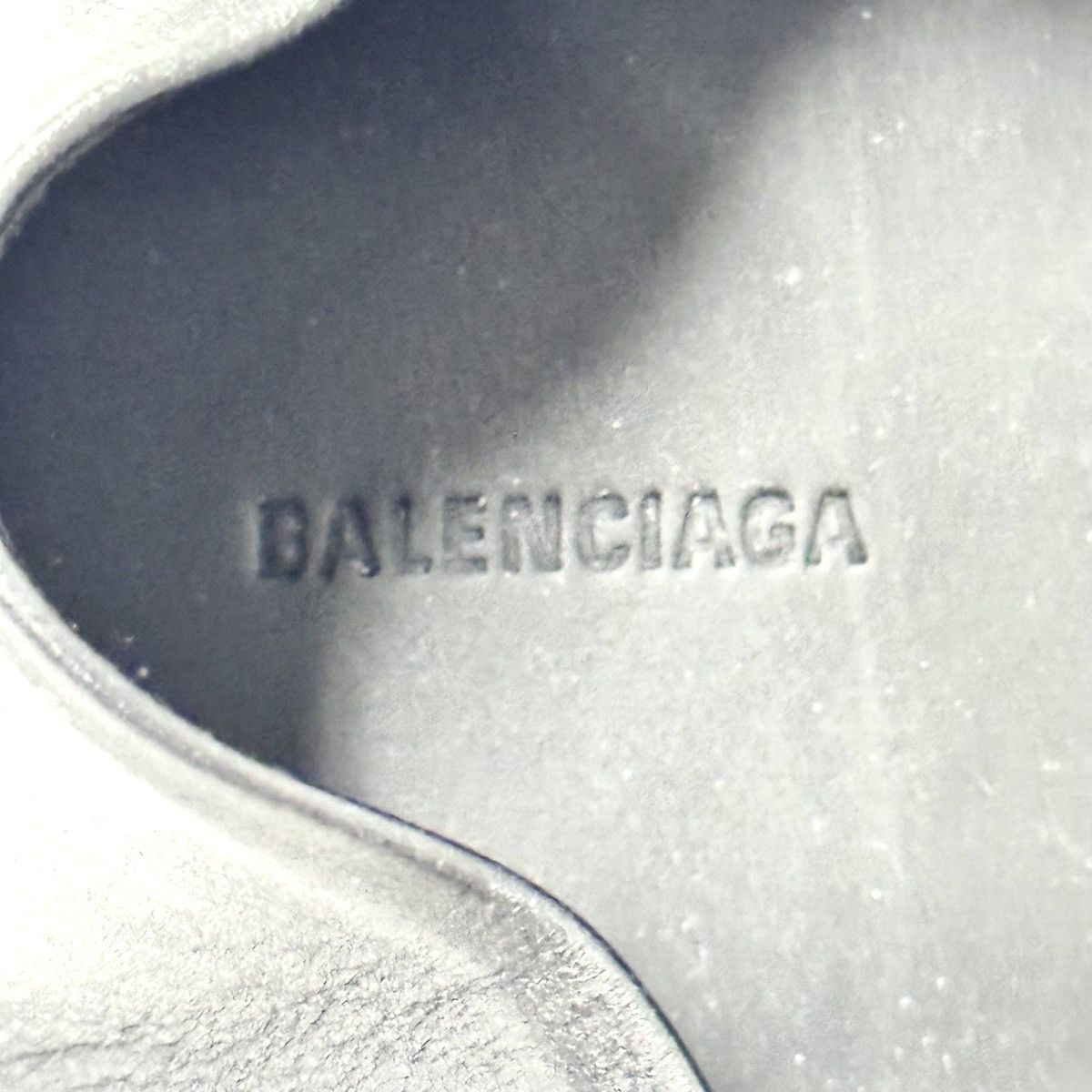Balenciaga Balenciaga City Collapsable Loafer Black (39) Size US 6 / EU 39 - 6 Thumbnail