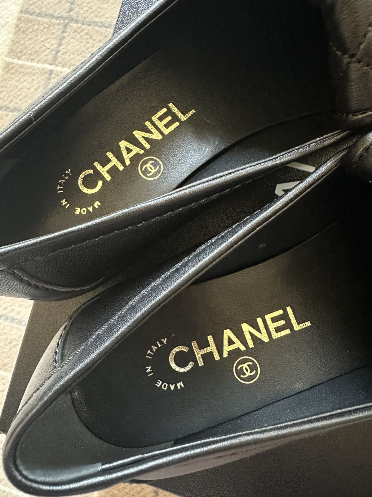 Chanel Chanel turnlock loafer black size 38 Size US 8 / IT 38 - 7 Thumbnail