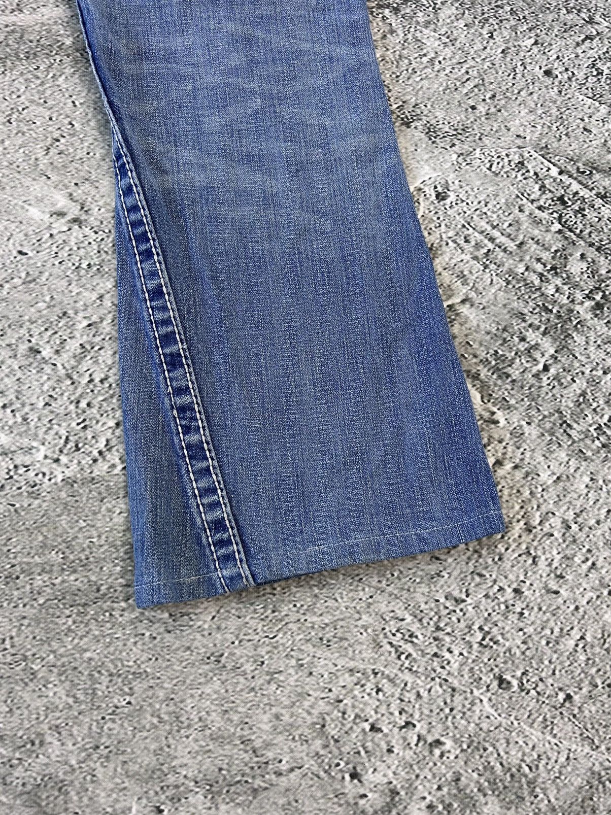True Religion True Religion baby blue jeans white stitching Y2K bootcut Size US 32 / EU 48 - 5 Thumbnail