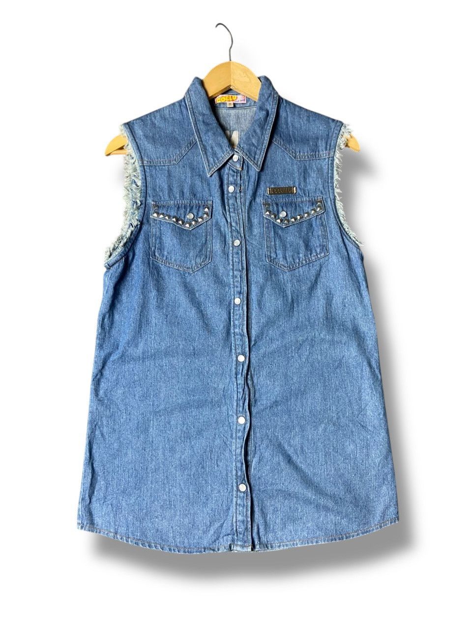 Japanese Brand Coco & Lulu Embroidered Sleeveless Denim Jacket (164) Size S / US 4 / IT 40 - 1 Thumbnail