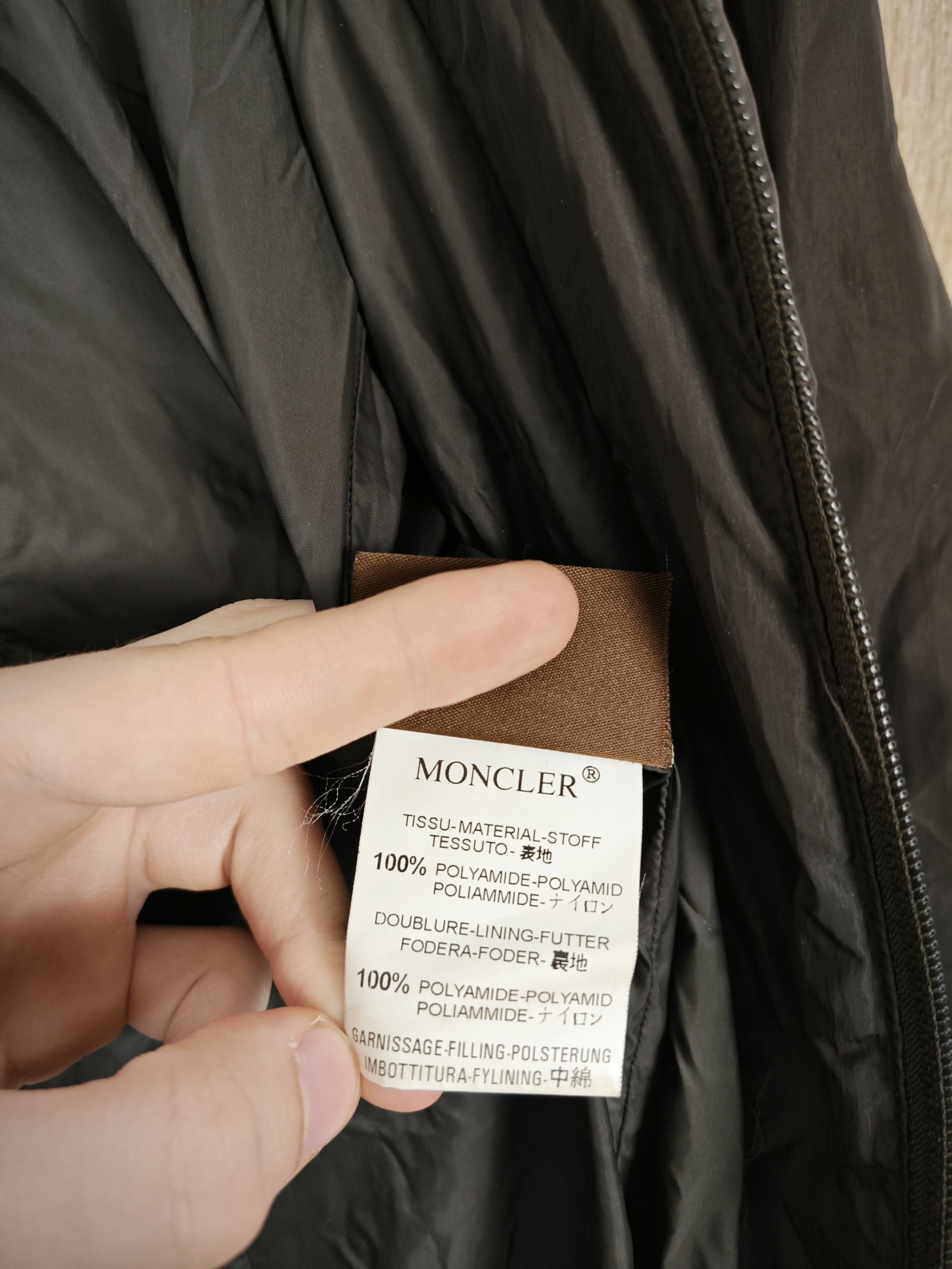Moncler Moncler vintage jacket Size L / US 10 / IT 46 - 11 Thumbnail