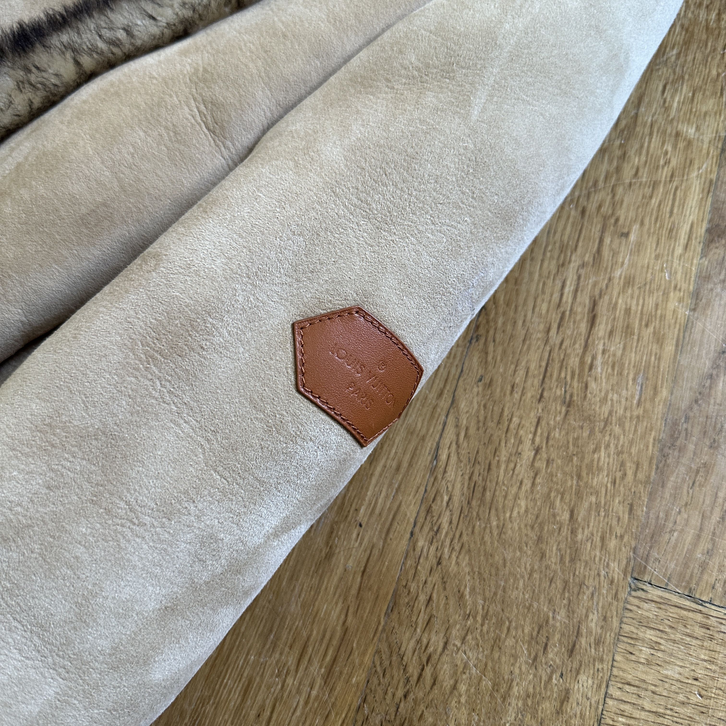 Louis Vuitton 1 of 1 Prototype Shearling Fur Coat Size XS / US 0-2 / IT 36-38 - 9 Thumbnail