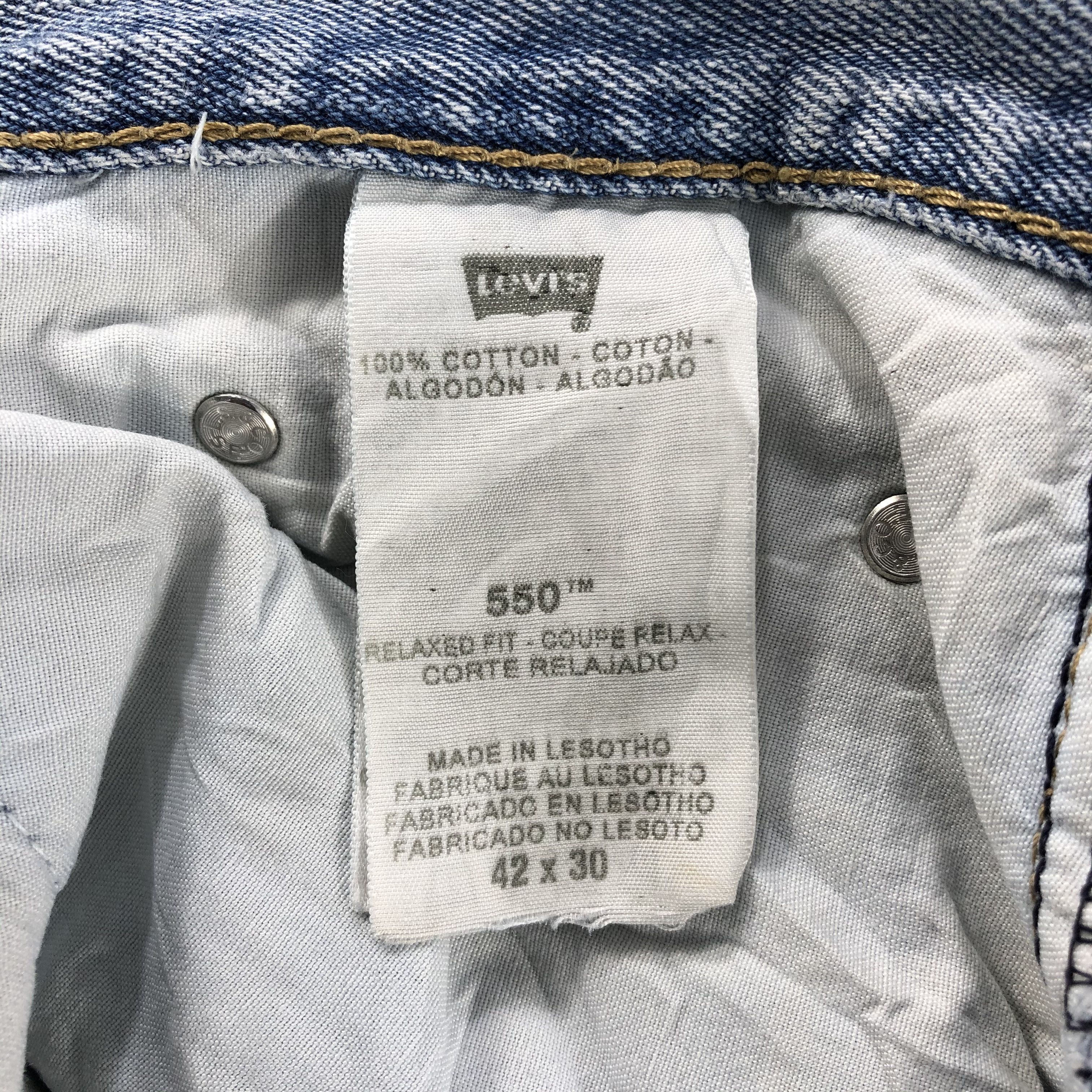 Levi's Vintage 90s Light Wash Levis 550 Jeans-J1227 Size US 42 / EU 58 - 12 Thumbnail