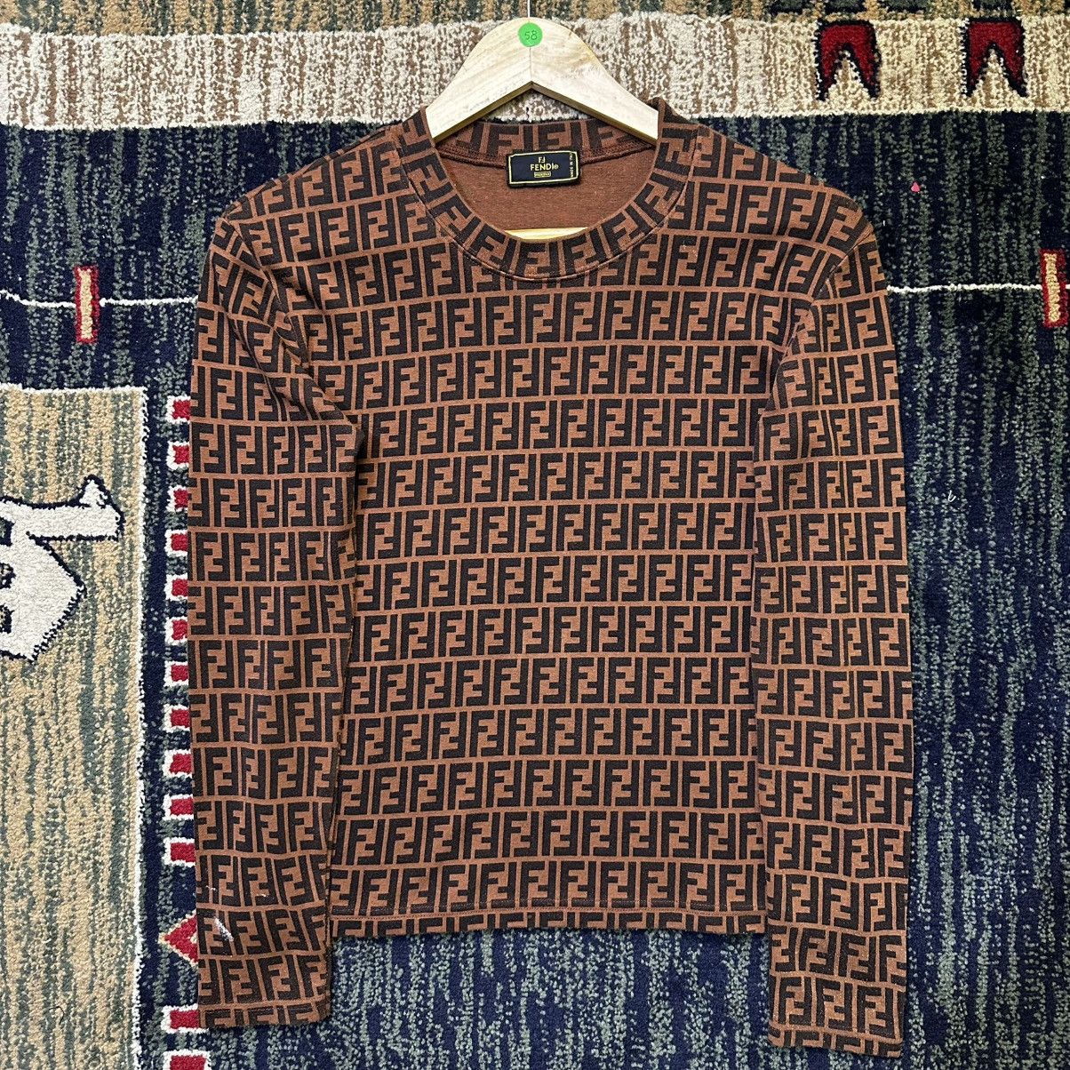 Fendi Vintage Fendi Monogram Tshirt Size S / US 4 / IT 40 - 1 Thumbnail