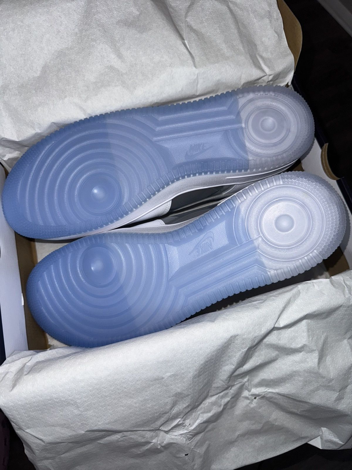 Nike Nike Air Force 1 Low ‘Invisible Woman 2.0’ Size US 14 / EU 47 - 6 Thumbnail