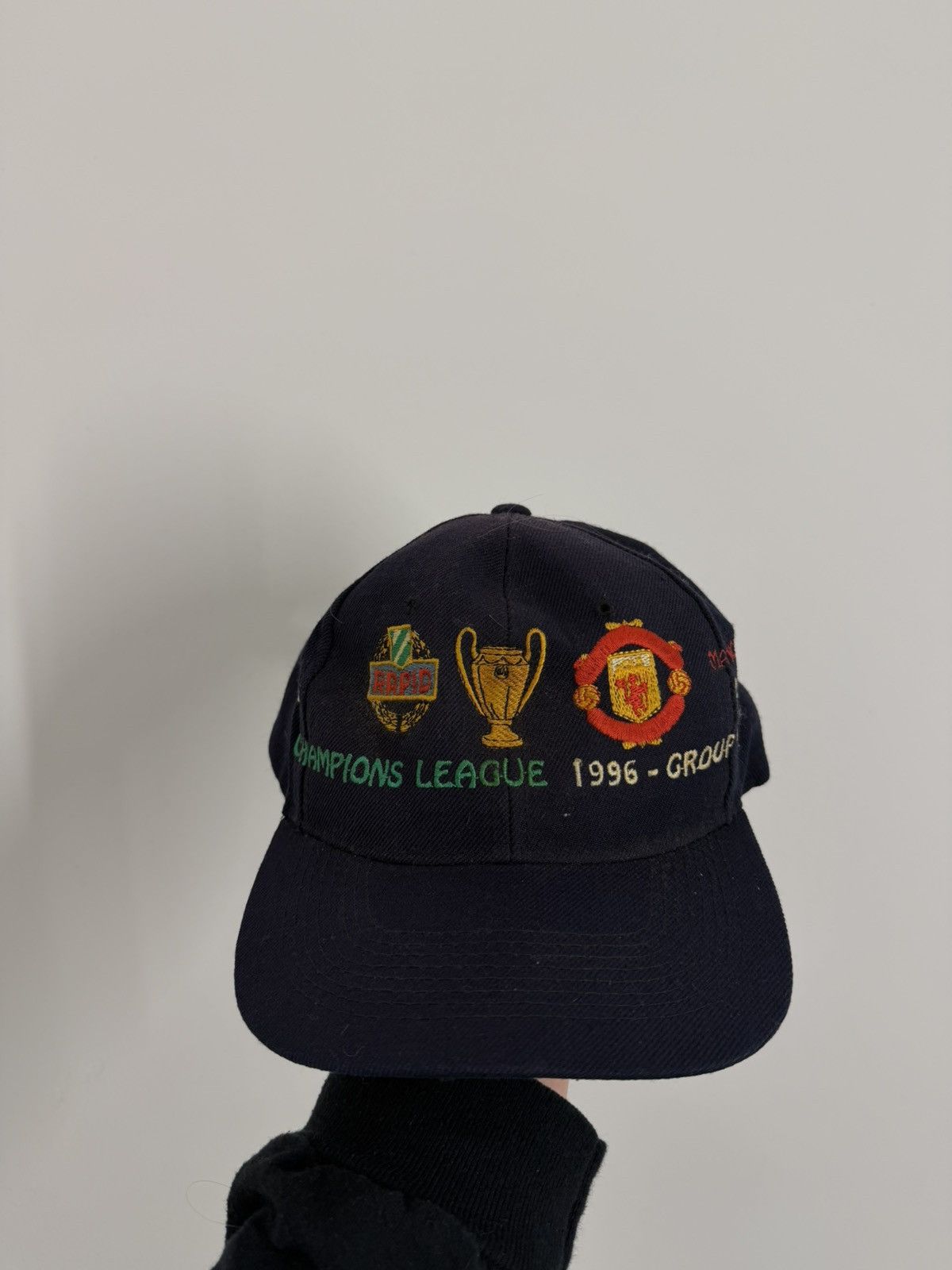 Vintage Vintage 1996 Champions League Rapid Wien vsManchester United Size ONE SIZE - 1 Thumbnail