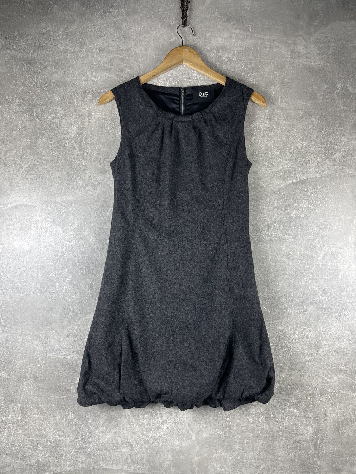 Dolce & Gabbana Dolce & Gabbana D&G Vintage Wool Dress Sleeveless Bubble Hem Size M / US 6-8 / IT 42-44 - 1 Thumbnail