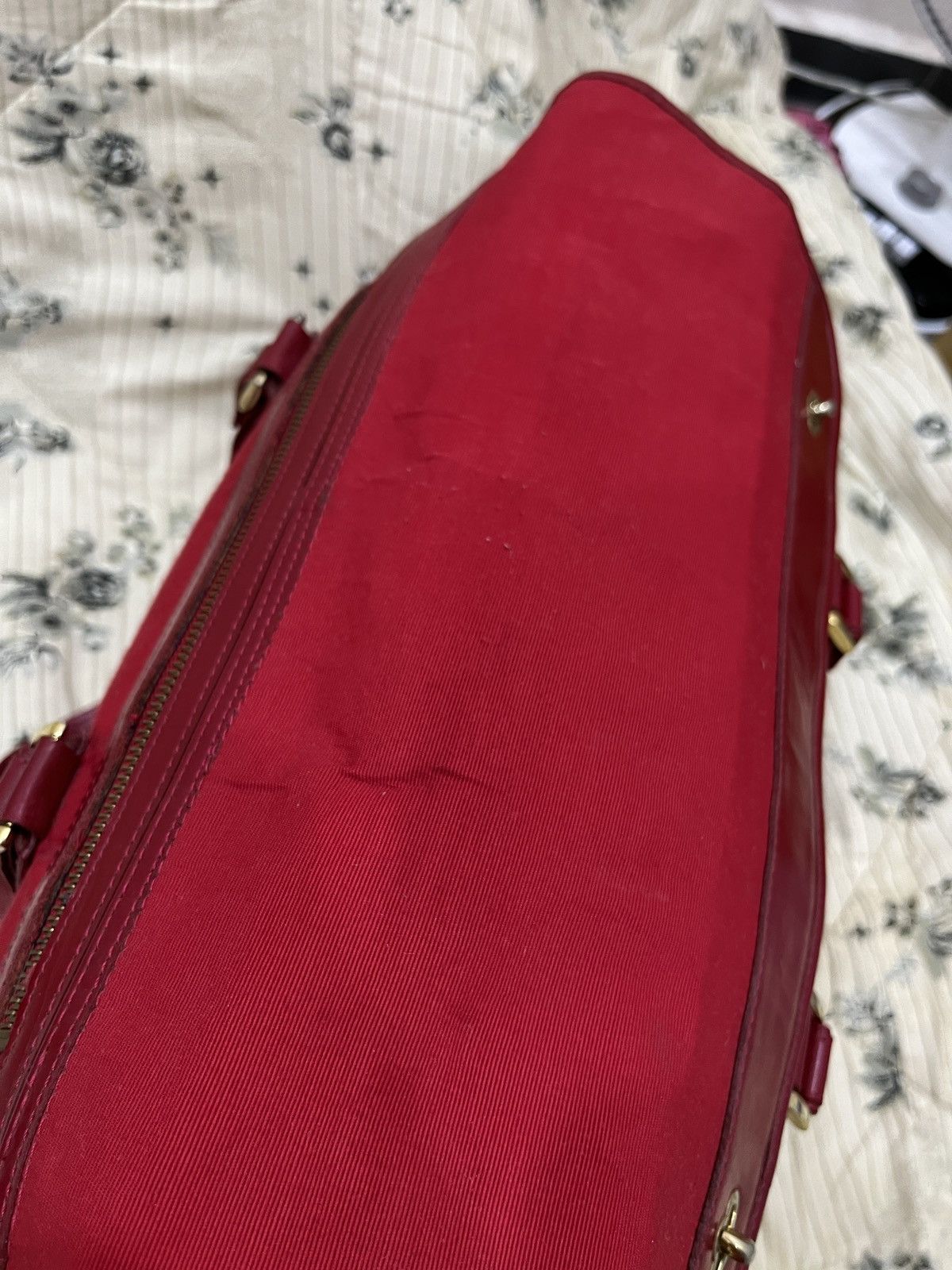 Designer × Moschino 🔥🔥🔥STEALS MOSCHINO TRAVEL BAG Size ONE SIZE - 15 Thumbnail