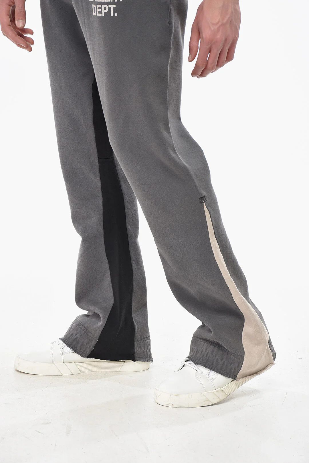 Gallery Dept. og1mm0426 Sweatpants & Joggers in Grey Size US 34 / EU 50 - 3 Thumbnail