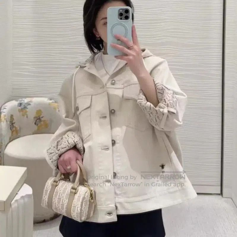 Dior Dior Women's Cream Hooded Jacket . Size S / US 4 / IT 40 - 9 Thumbnail