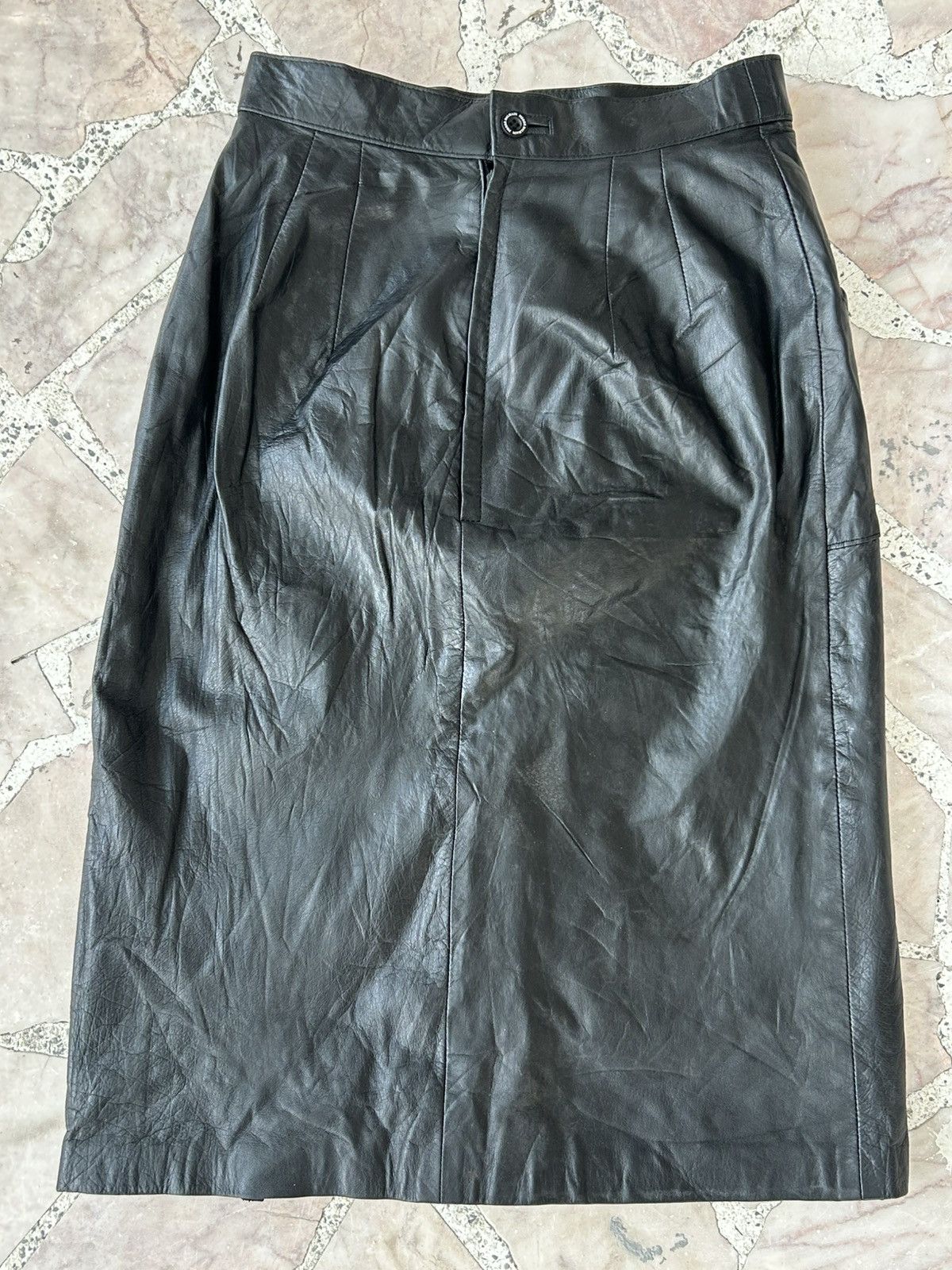 Pierre Balmain Pierre Balmain Vintage Leather Black Skirt Size 25" / US 0 / IT 36 - 7 Thumbnail
