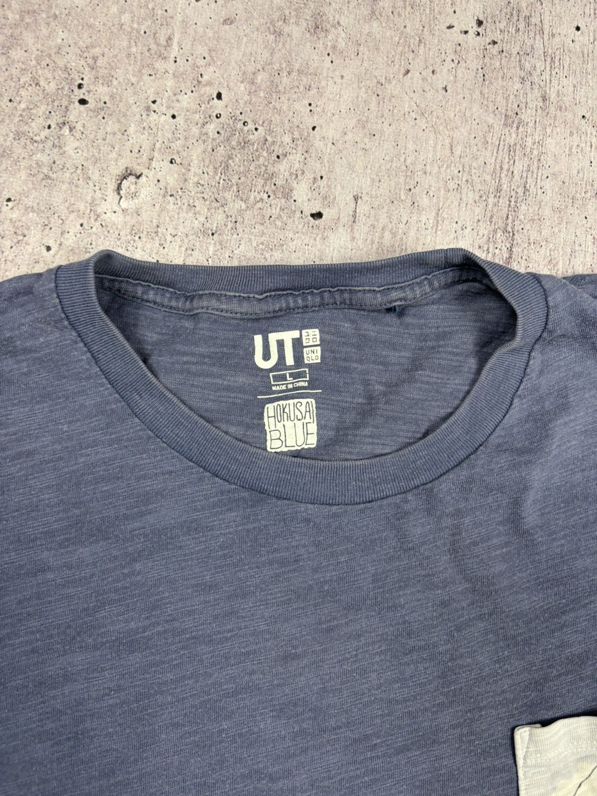 Uniqlo Uniqlo x Hokusai t shirt size L Size US L / EU 52-54 / 3 - 3 Thumbnail