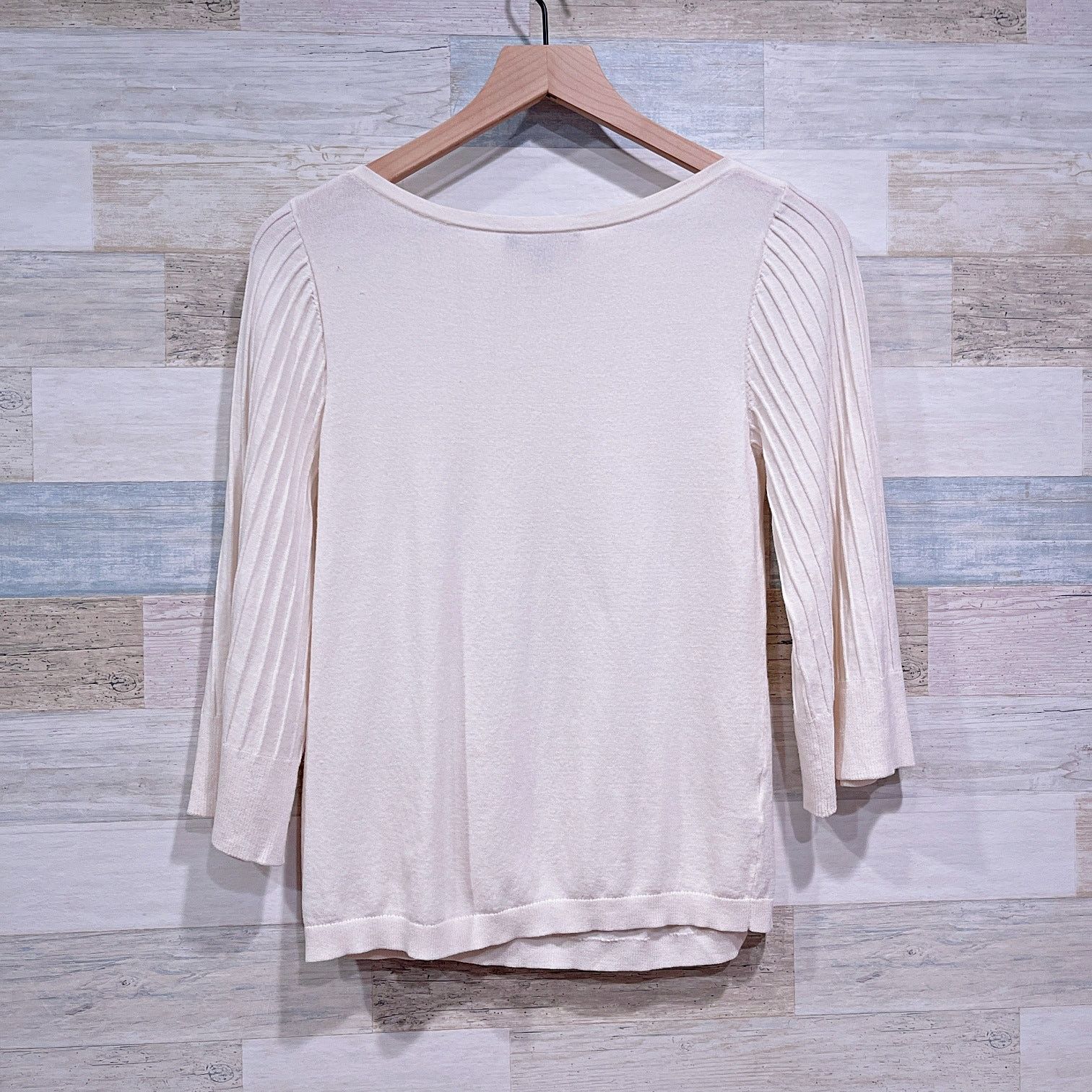 Ann Taylor Ann Taylor 3/4 Flared Pintuck Sleeve Blouse Cream Womens XS Size XS / US 0-2 / IT 36-38 - 4 Thumbnail