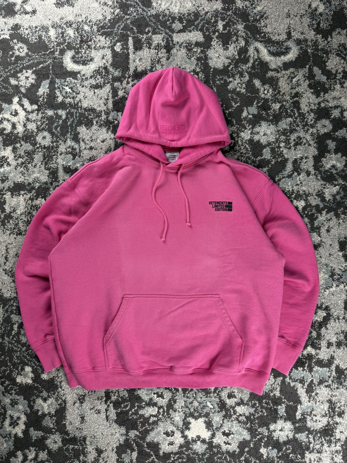 Vetements Vetements Limited Edition Pink Hoodie L Size US L / EU 52-54 / 3 - 1 Thumbnail