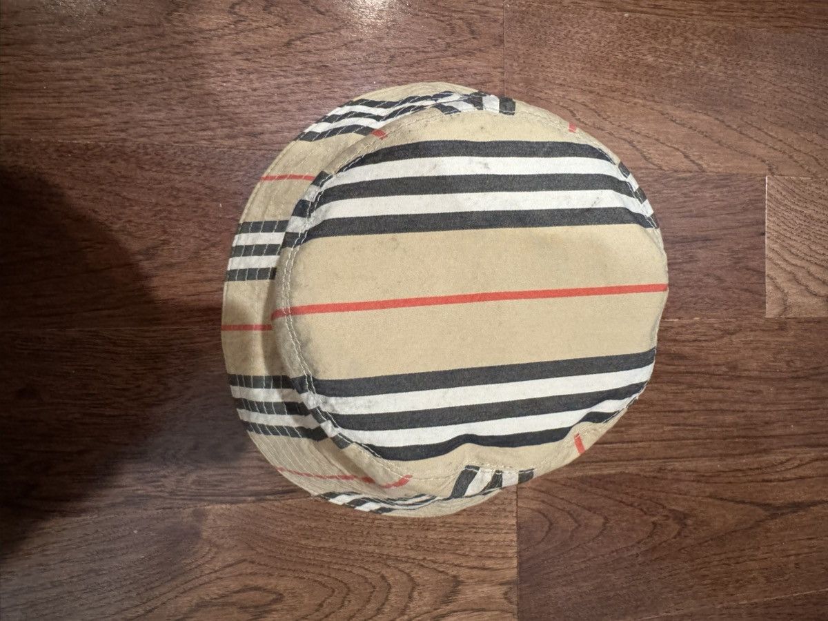 Burberry Burberry Bucket hat Size ONE SIZE - 8 Thumbnail
