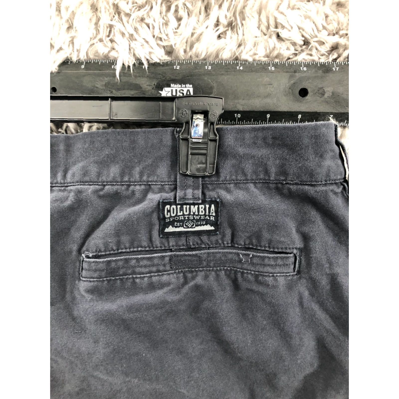Vintage Columbia Mens Bermuda Shorts 42 Mid Rise Dark Wash Blue Zip Pocket Casual 5-Pocket Belt Loops Regular Fit Cotton Blend Size US 42 / EU 58 - 6 Thumbnail