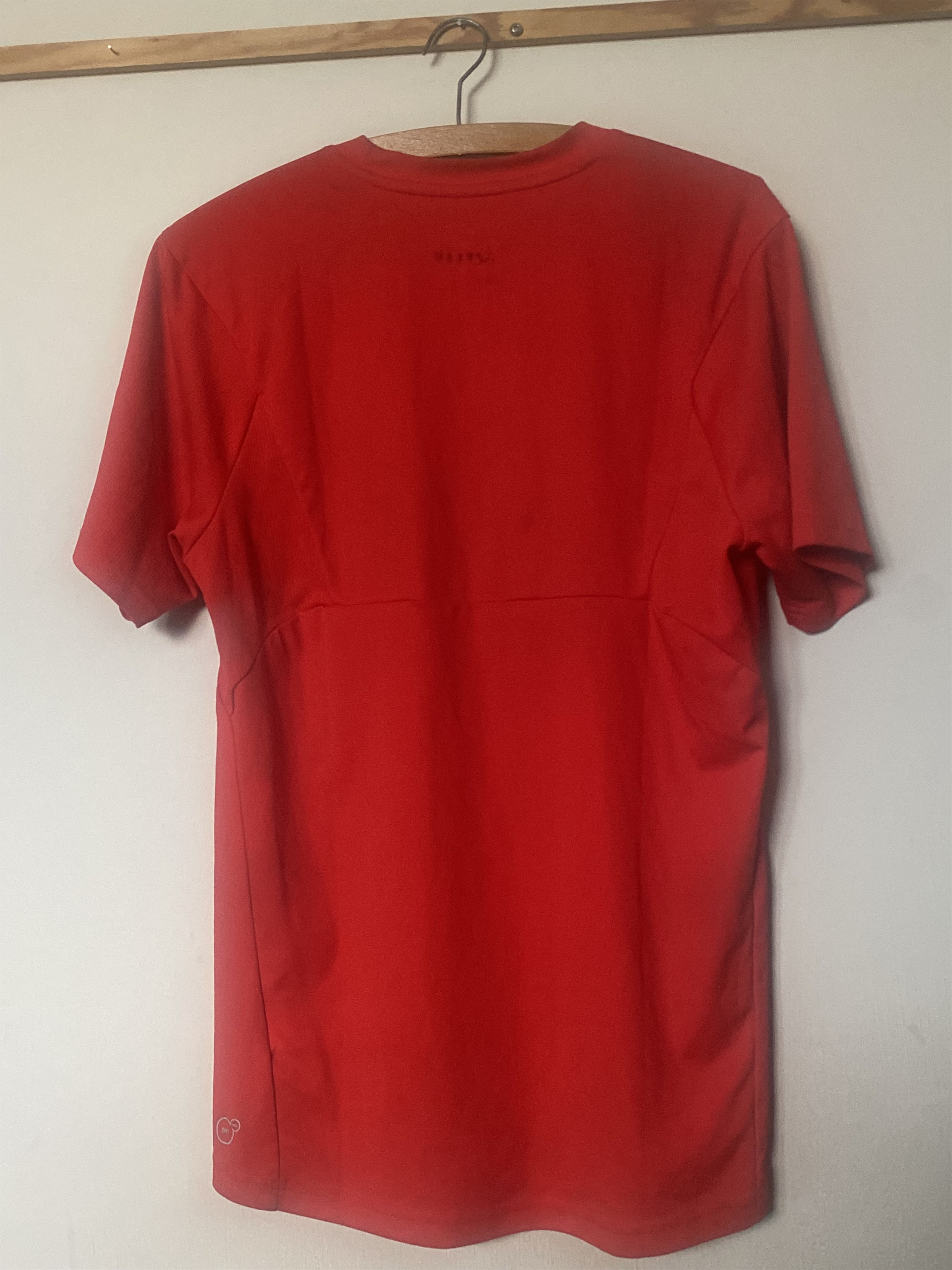 Puma BARNSLEY F.C. - 2018 - 2019 Puma - M/L - UNIQUE Size US M / EU 48-50 / 2 - 2 Thumbnail