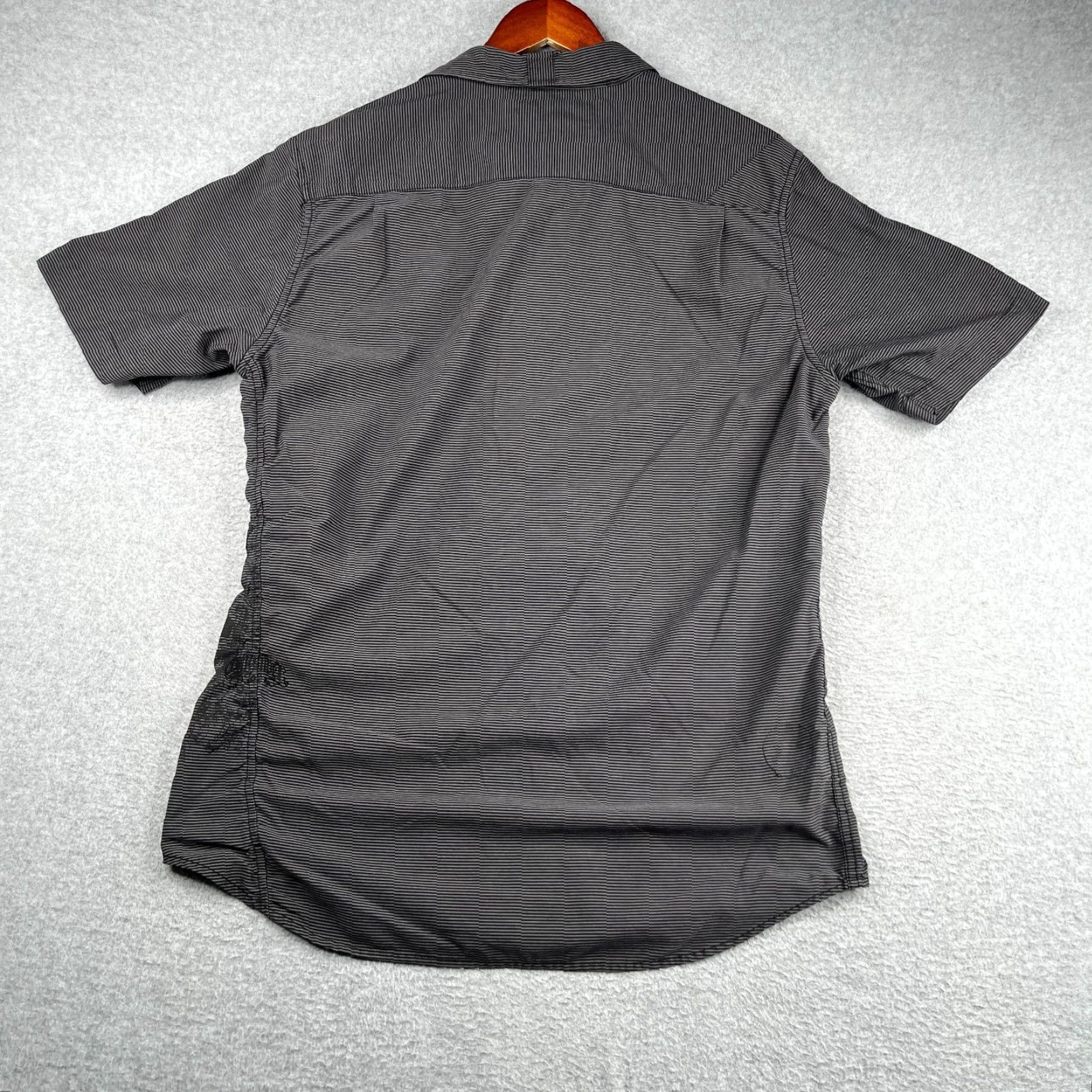 Quiksilver Quiksilver Shirt XL Gray Striped Pocket Button-Up Short Sleeve Mens Size US XL / EU 56 / 4 - 6 Thumbnail