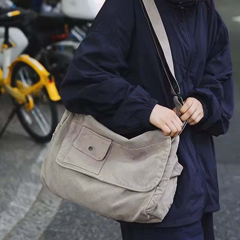 Casual Canvas Messenger Bag in Grey, Men's