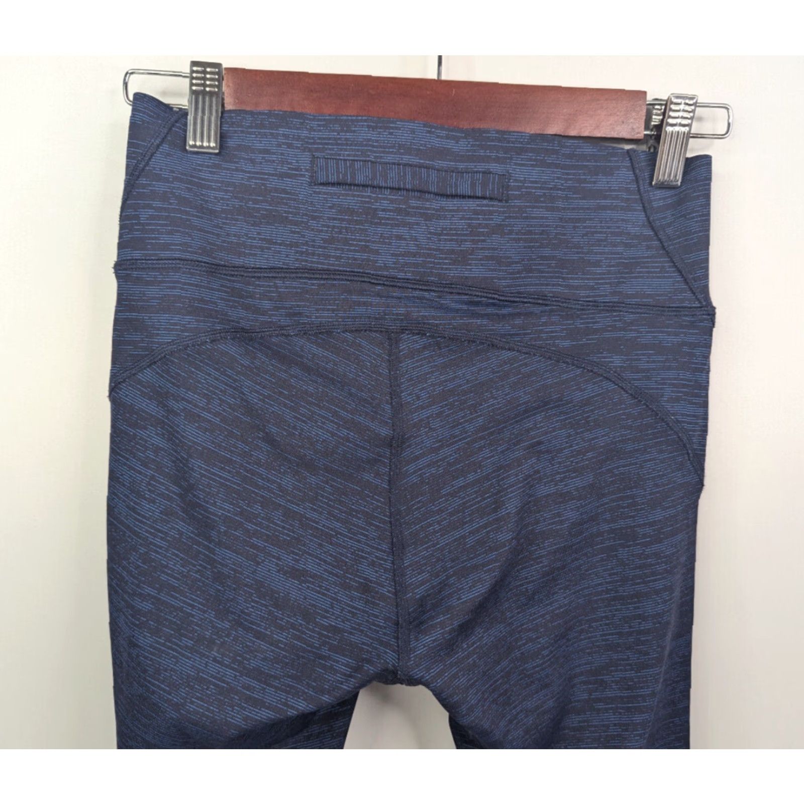 Outdoor Voices Outdoor Voices Leggings Night Blue Space Dye TechSweat Flex Crop Size Small Women Size 28" / US 6 / IT 42 - 4 Thumbnail