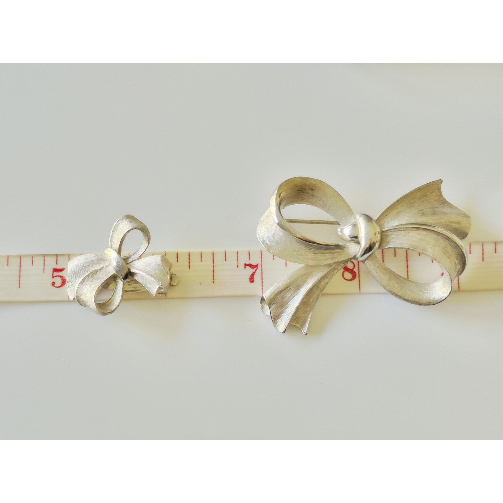Other Vintage MCM Silver-tone Bow-tie Brooch and Earring Set Size ONE SIZE - 5 Thumbnail